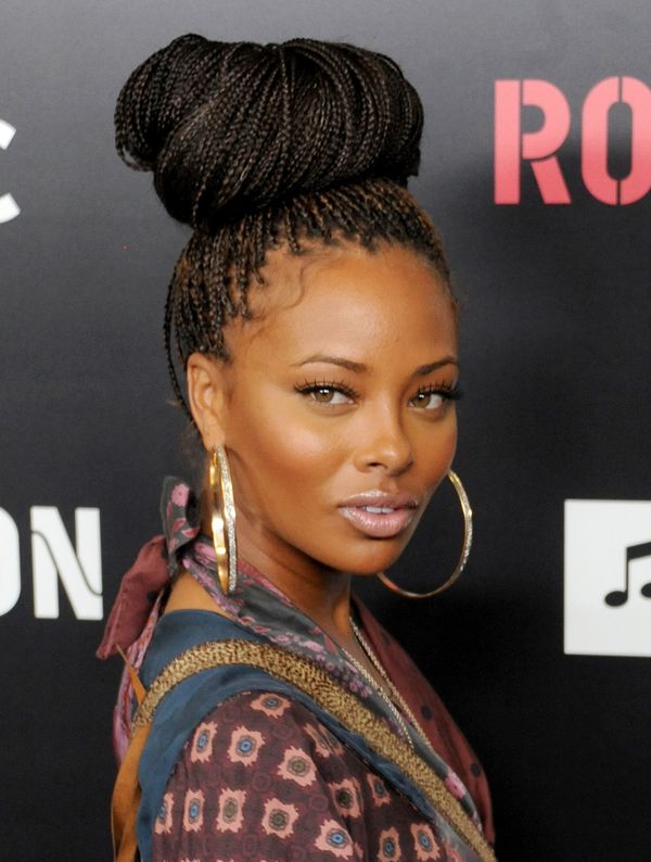 20 Badass Box Braids Hairstyles That You Can Wear Year Round Huffpost 