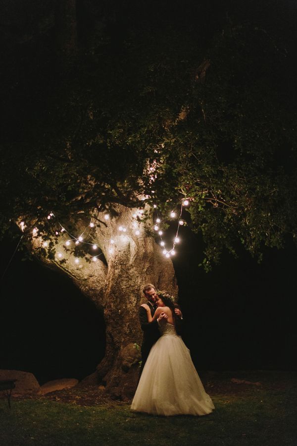 28 Fairytale Wedding Photos That Capture The Magic Of Love