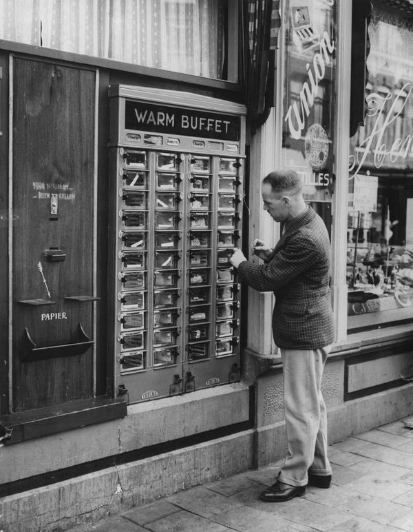 23 Wild Vending Machines You'll Wish Were Still Around | HuffPost