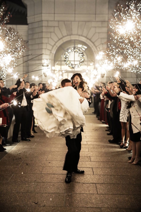 27 Nighttime Wedding Photos That Show Love After Dark | HuffPost
