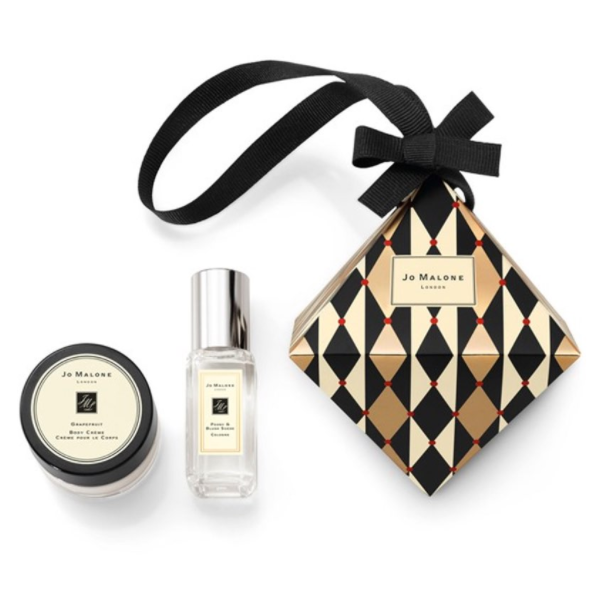 beauty christmas gifts 2016 19 presents you won t want to beauty christmas gifts 2016 19 presents you won t want to