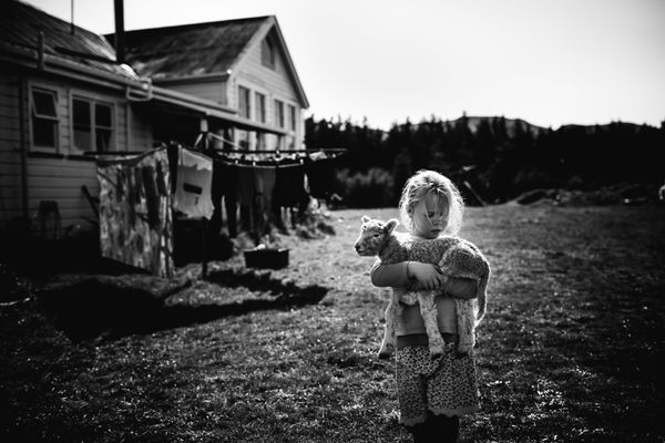 Photo Series Shows Kids Enjoying Childhood Without Technology 591f0e42140000960005c0ae