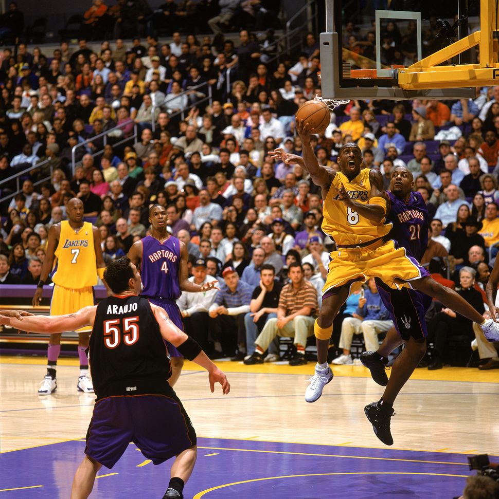 The Greatest Photo From Every Season Of Kobe Bryants Career Huffpost 4385
