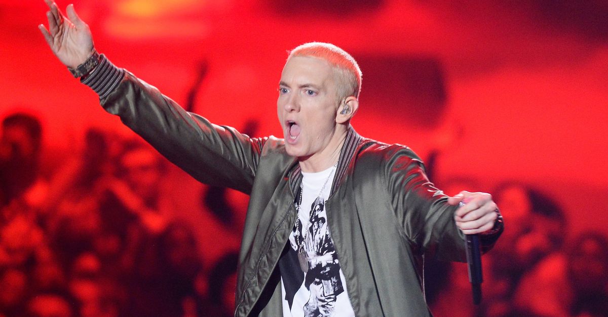 Eminem Pens Essay Praising The 'True Genius' Of Tupac Shakur