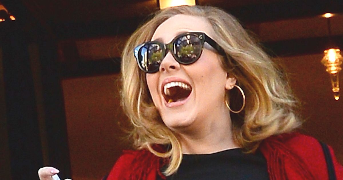 Adele's 'Hello' Video Smashes YouTube Record