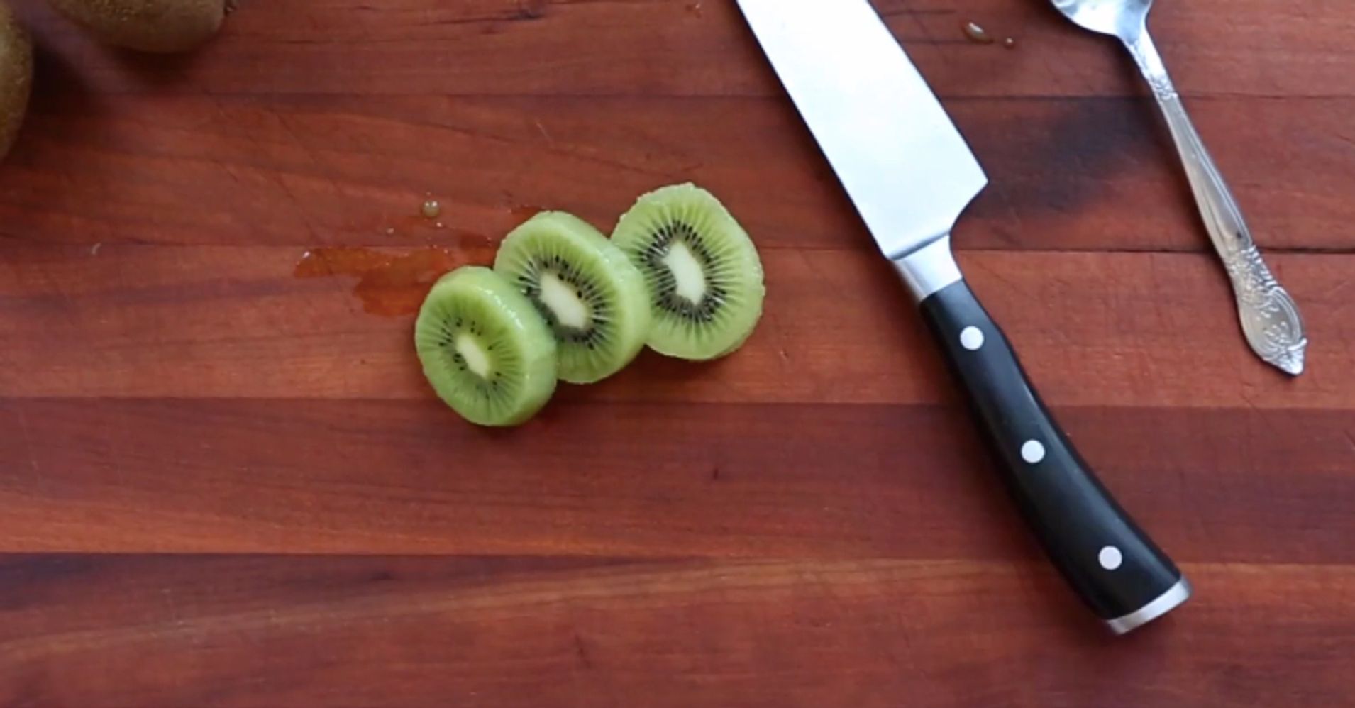 the-genius-way-to-eat-a-kiwi-huffpost