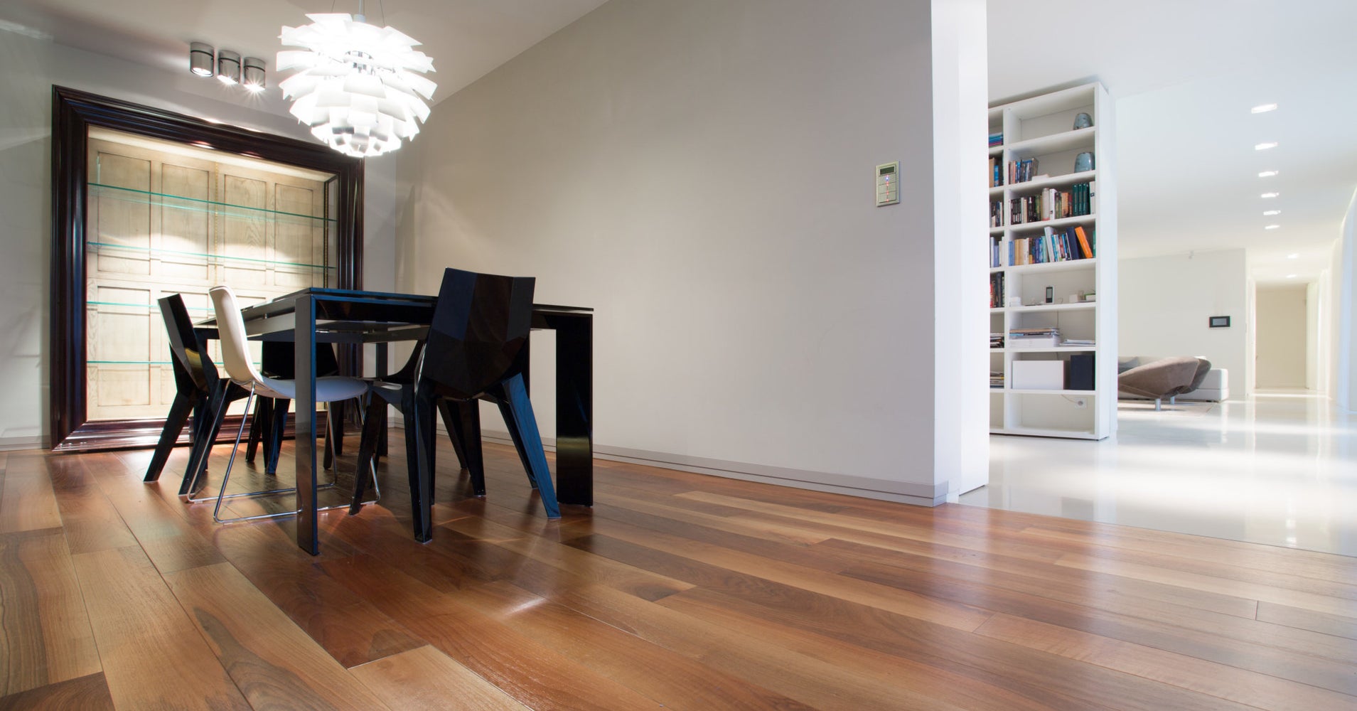Here s Why Your Home Has Been Smelling So Musty Lately HuffPost