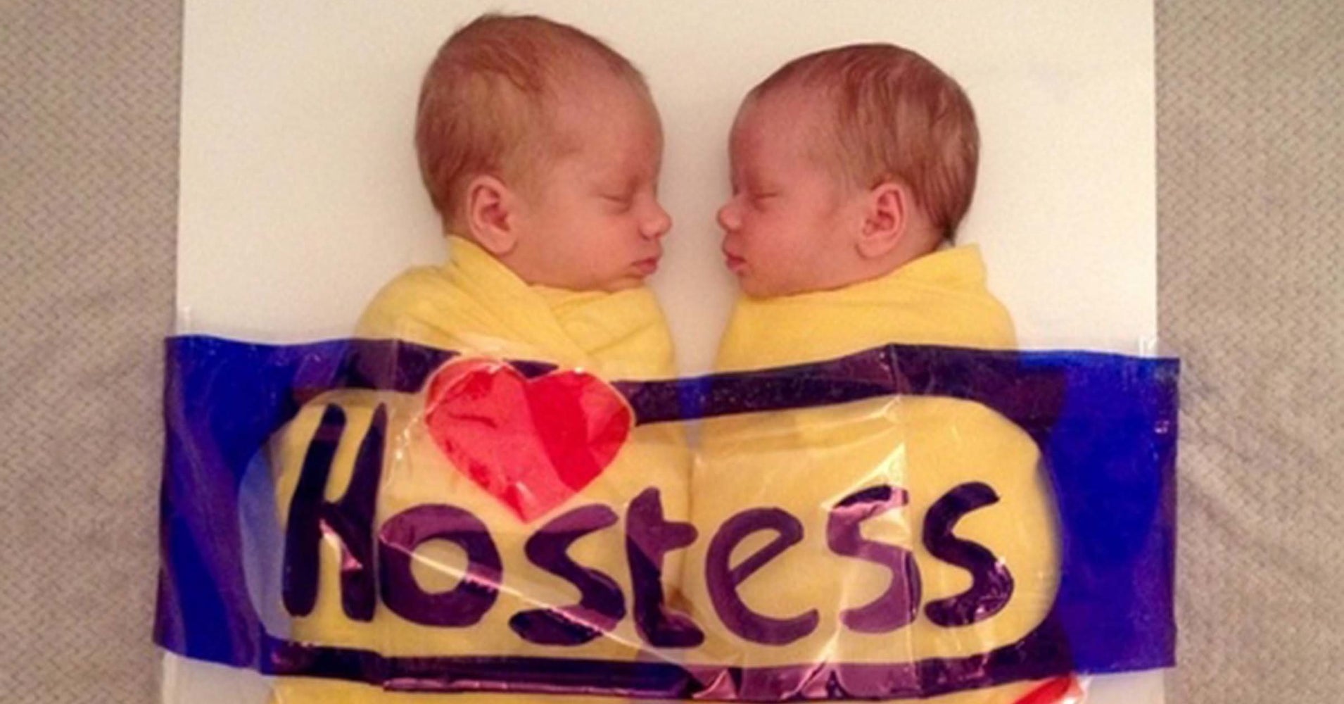 22 Halloween Costume For Twins That Are Double The Fun HuffPost