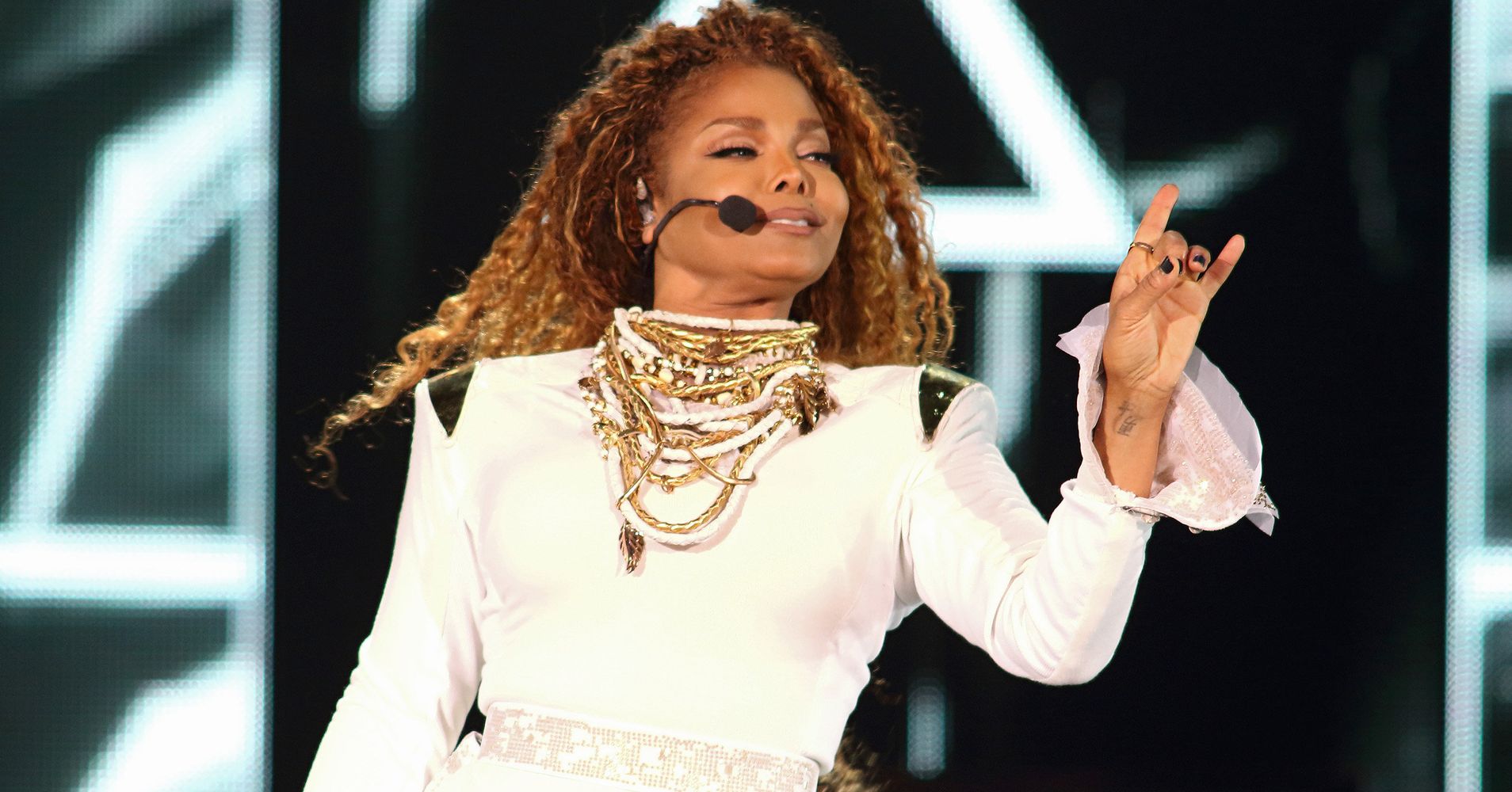 Janet Jackson And Missy Elliott Burnitup With Their New Song Huffpost 