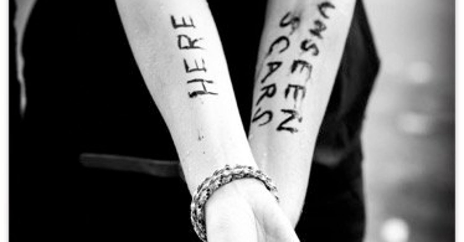 10 Powerful Photos Reveal The ‘Unseen Scars’ Emotional Abuse Leaves