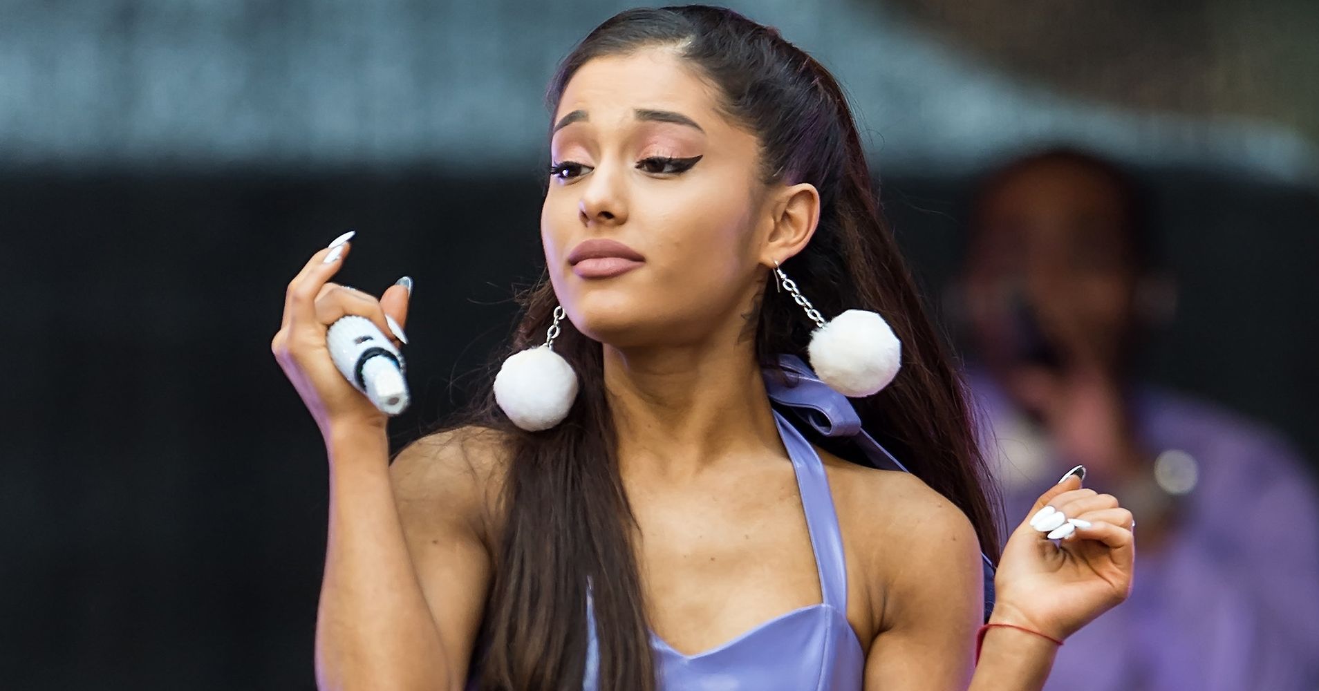 Ariana Grande Doesnt Have Time For Body Shaming Haters Huffpost
