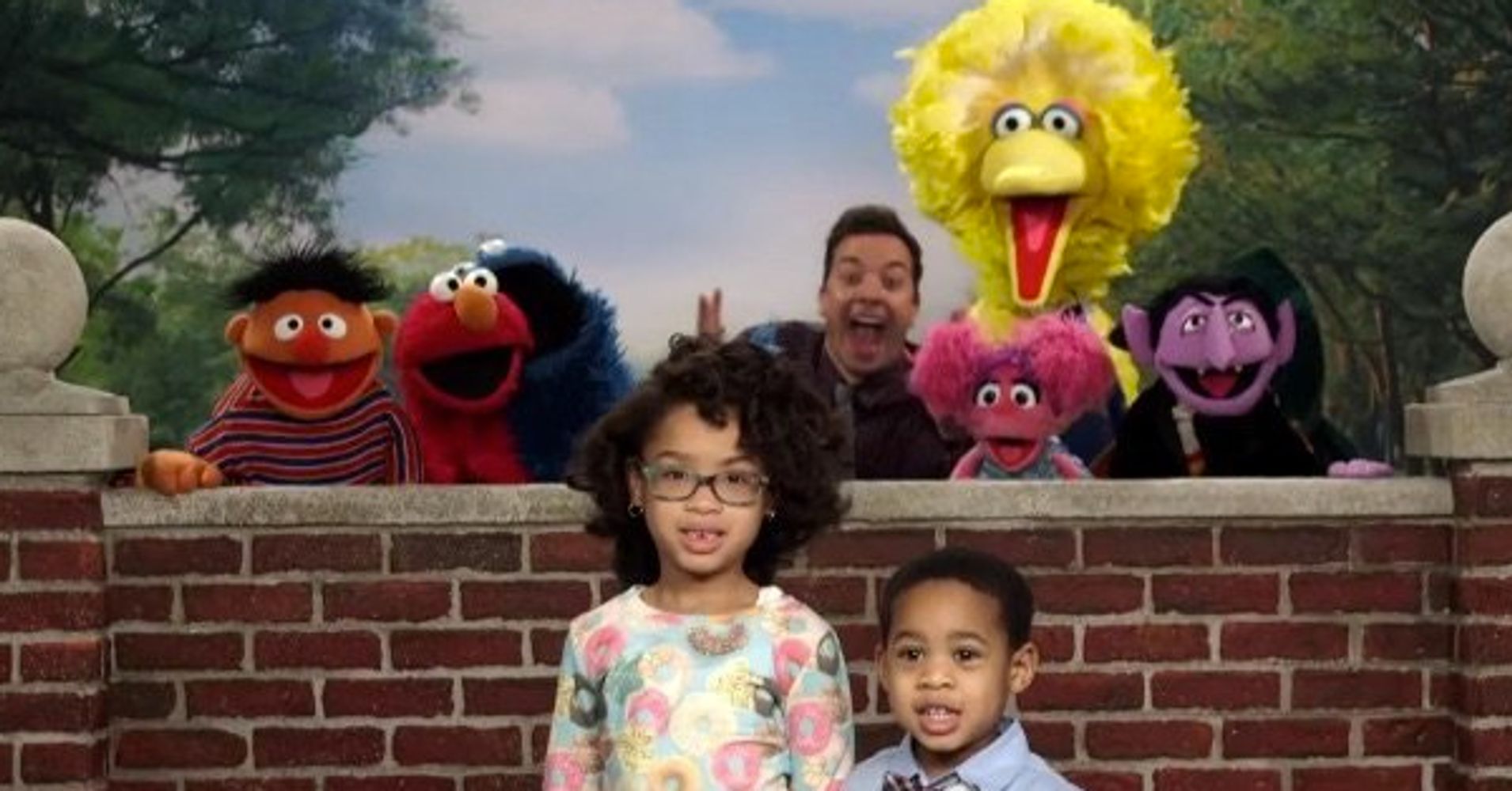 Jimmy Fallon And 'sesame Street' Photobomb Kids, And It's Too Cute 