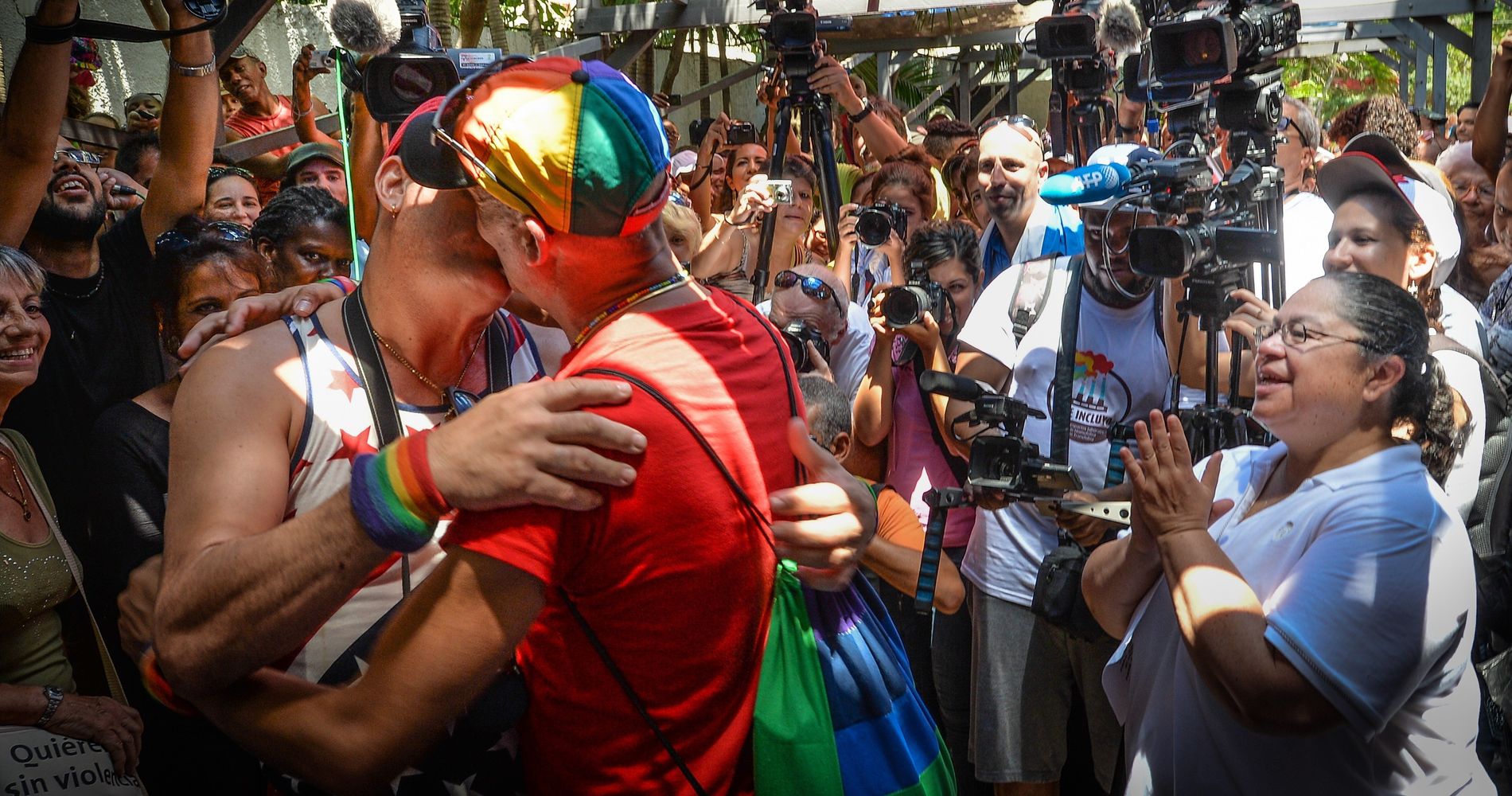 Here's How Cuba Is Fighting Homophobia...With Music | HuffPost1900 x 1000