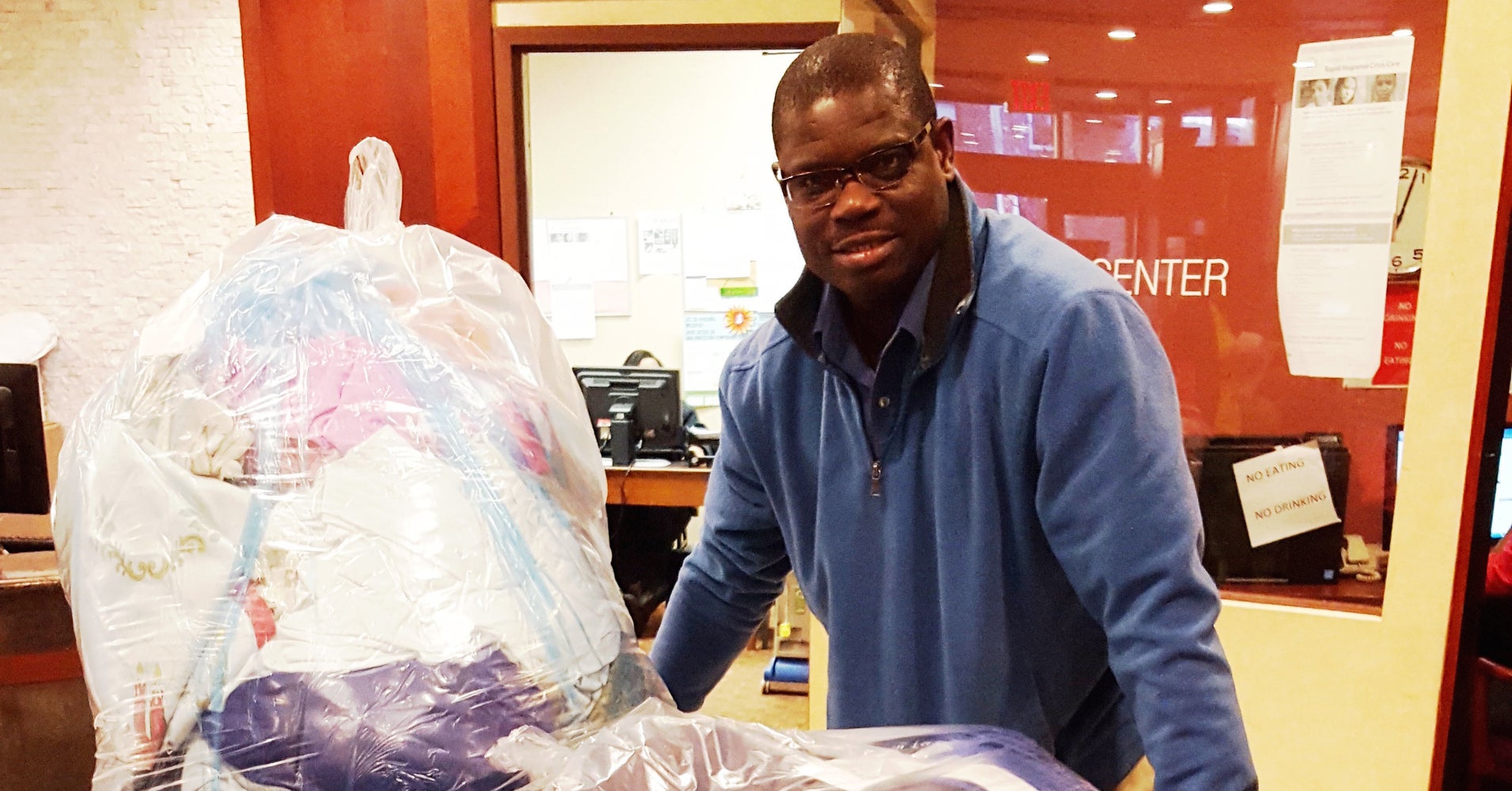 This Man Did 5,000 Pounds Of Free Laundry For Homeless Families HuffPost