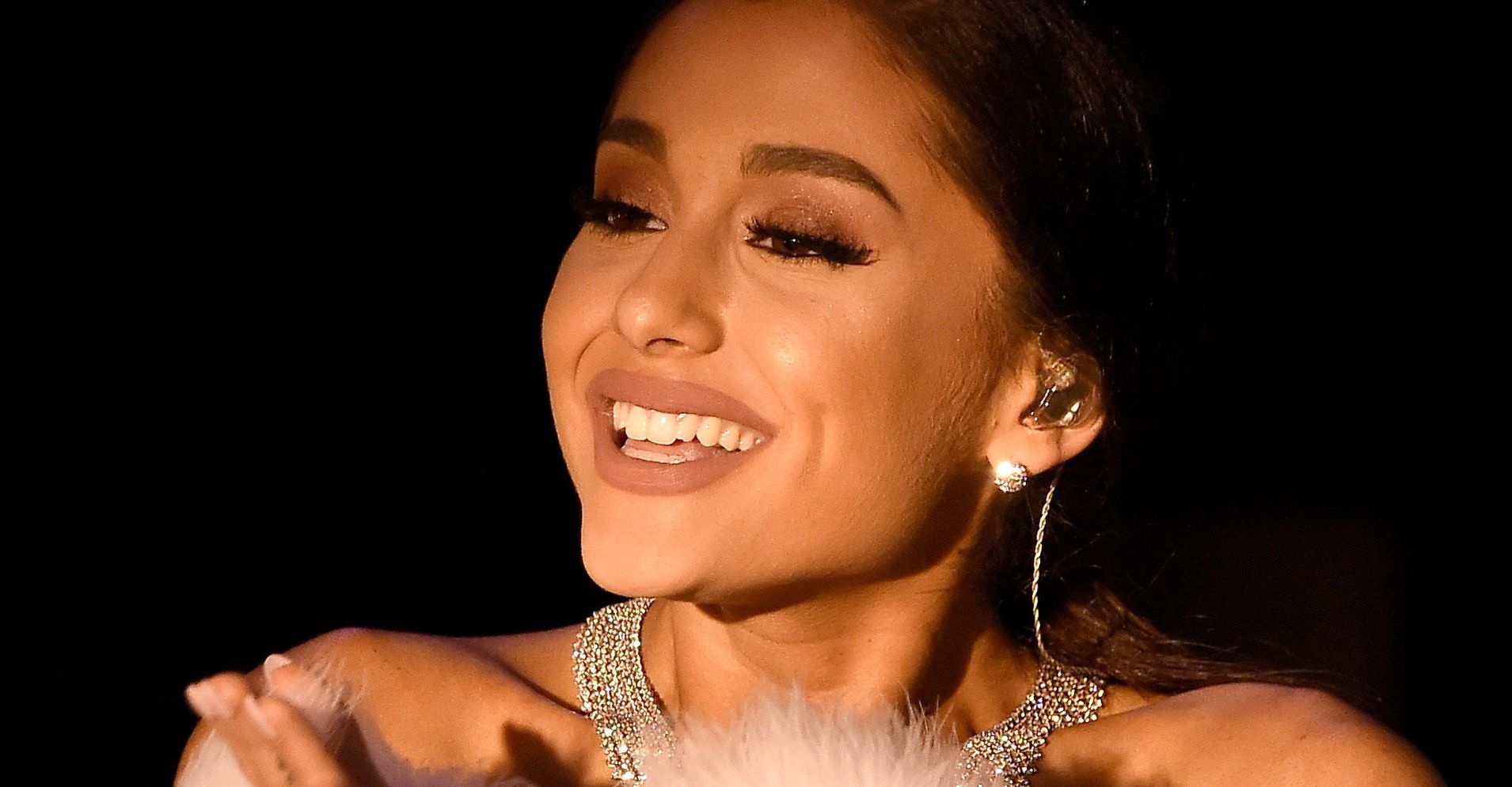 Ariana Grande Doesnt Have Time For Sexist Haters On