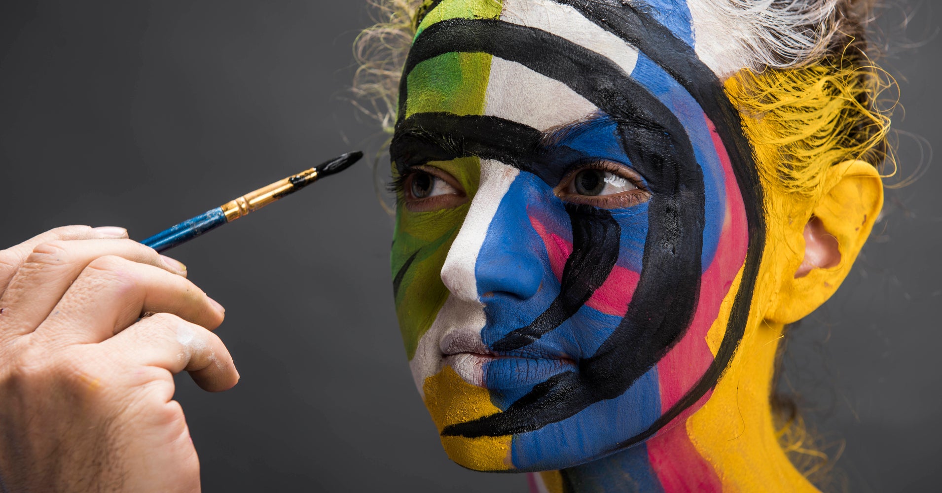 This Is What It's Like To Strip And Get Body Painted For The First Time