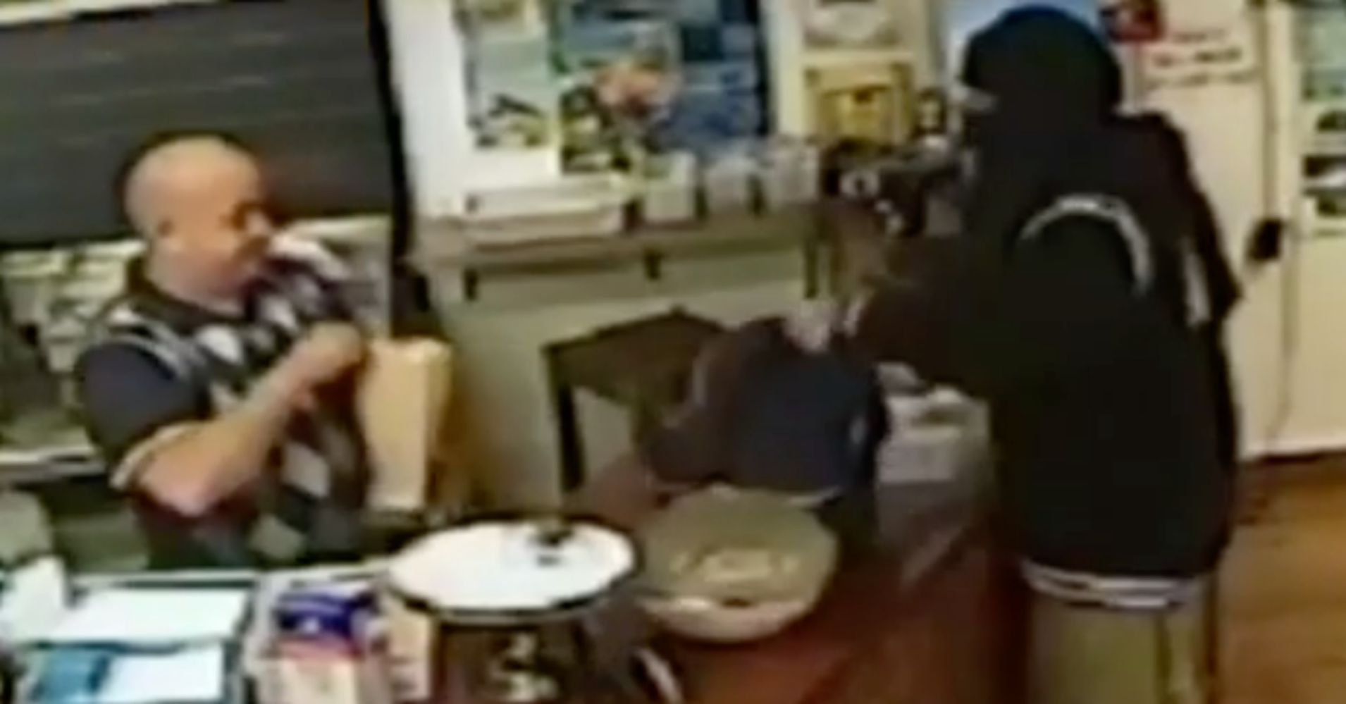 Kebab Shop Owner Thwarts Robbery By Simply Ignoring Suspect HuffPost