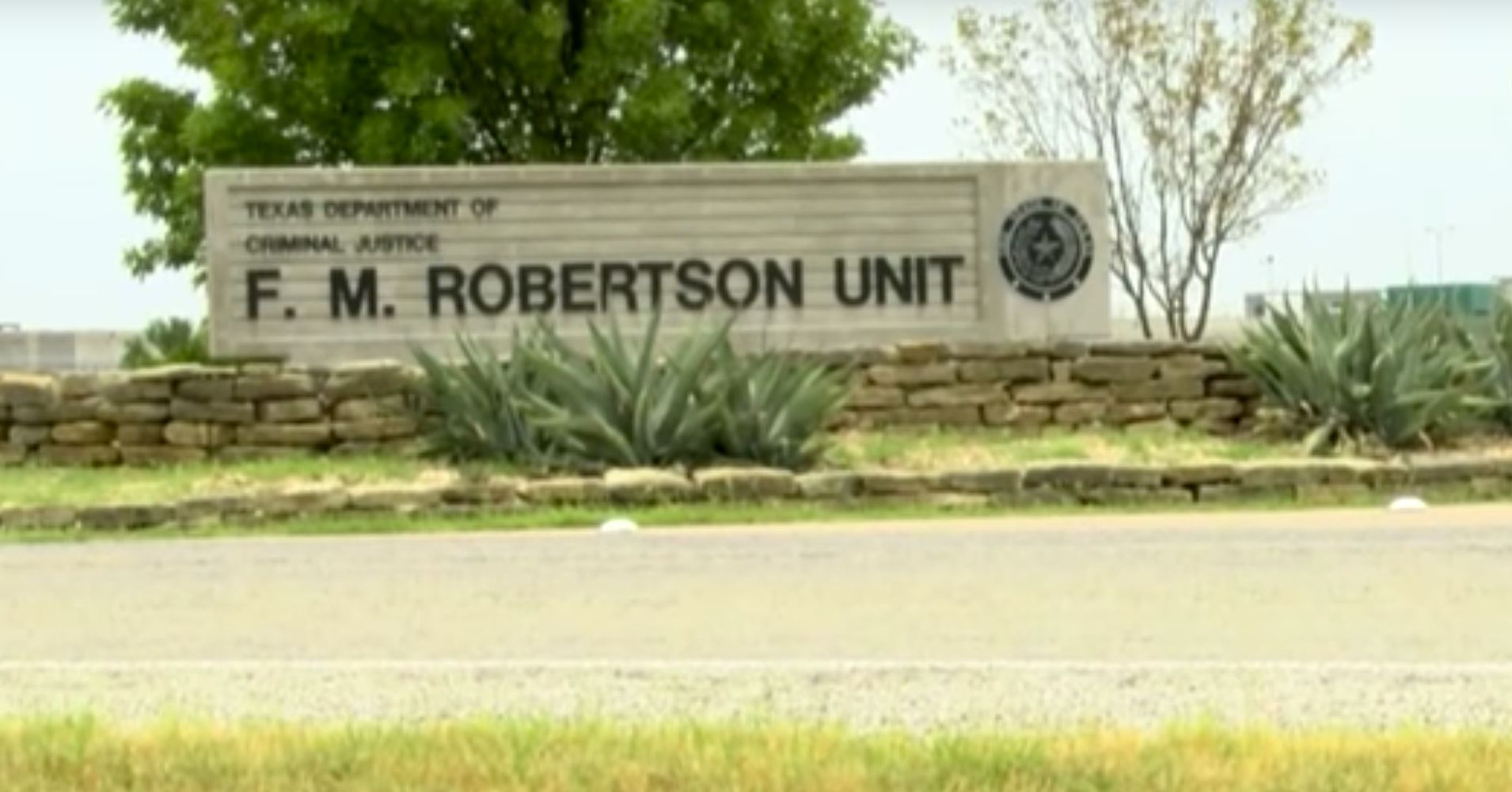 Female Guard Senselessly Murdered By Inmate At Texas Mens Prison