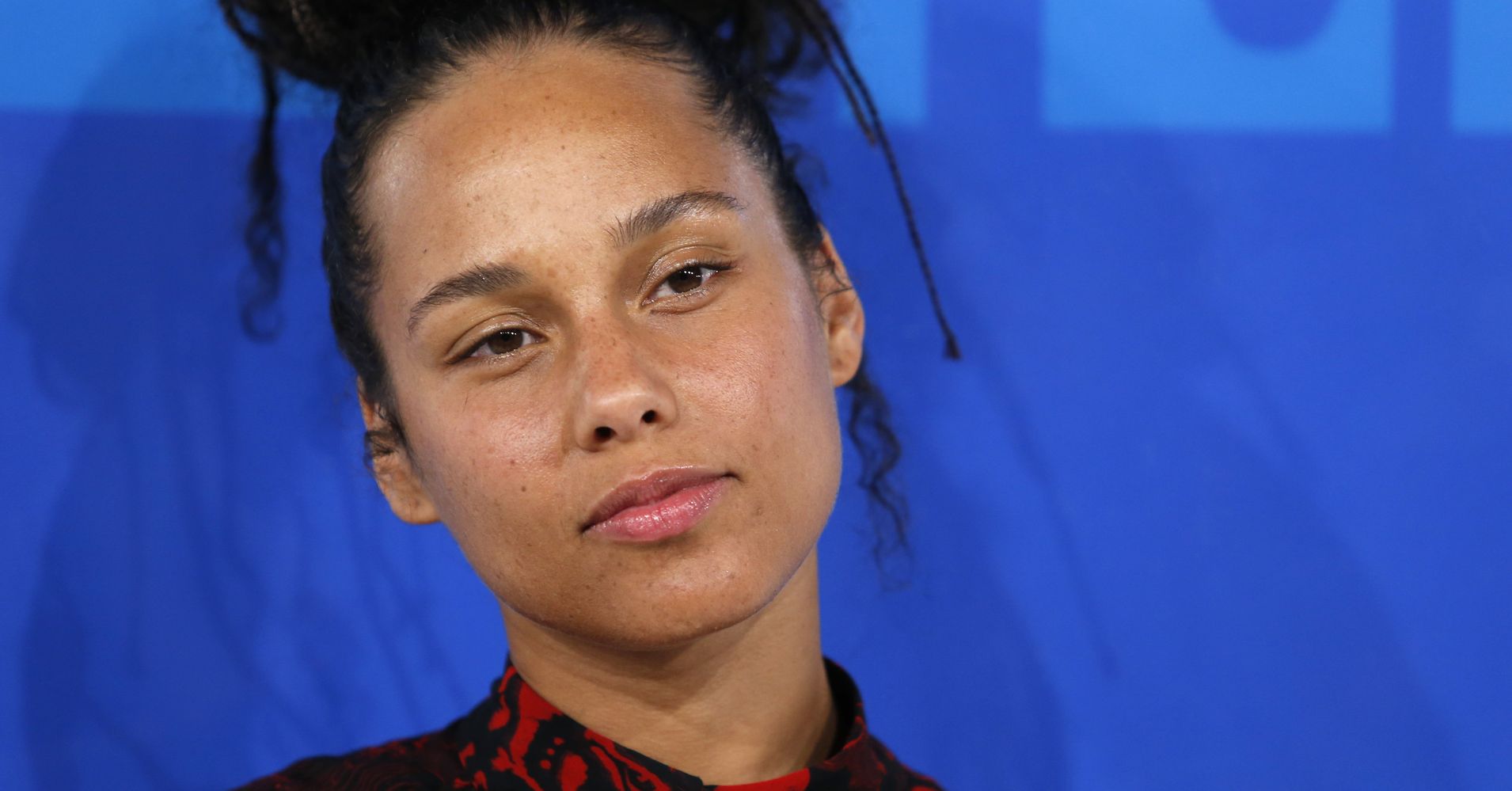 Dont Use Alicia Keys Bare Face To Shame Women Who Wear Makeup Huffpost