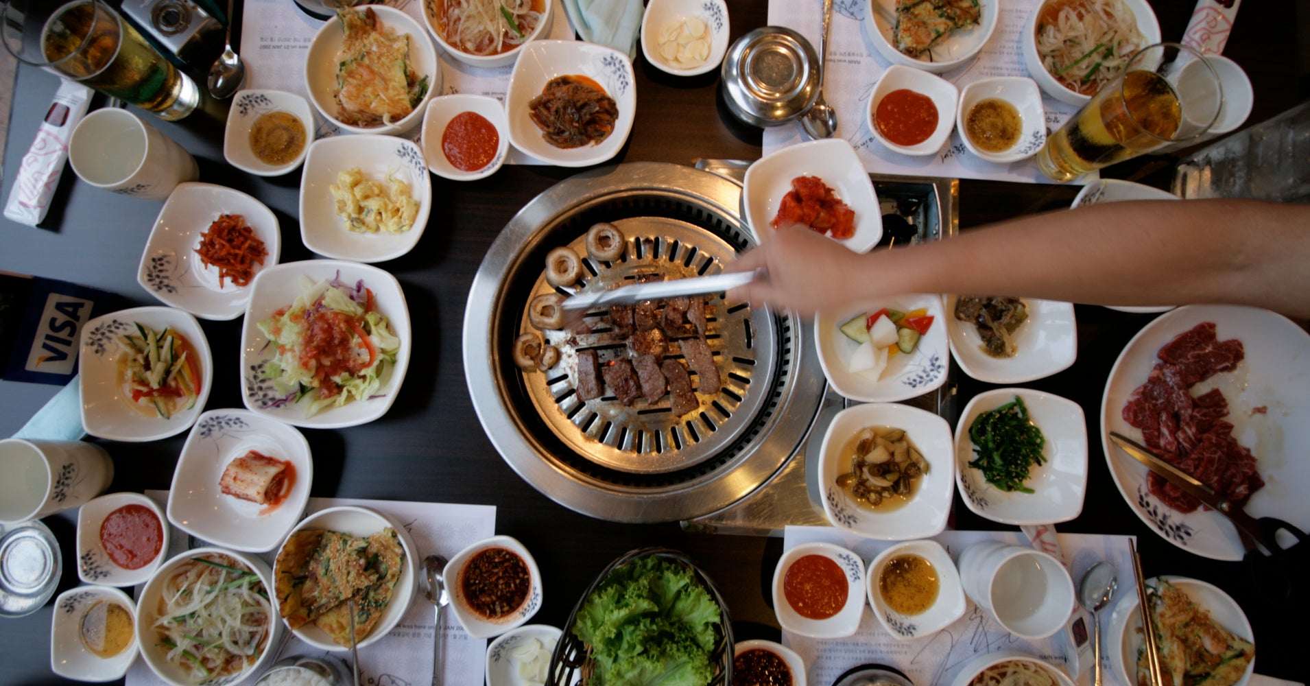 I Asked A Korean Person To Pass Me a Napkin And I Never Expected