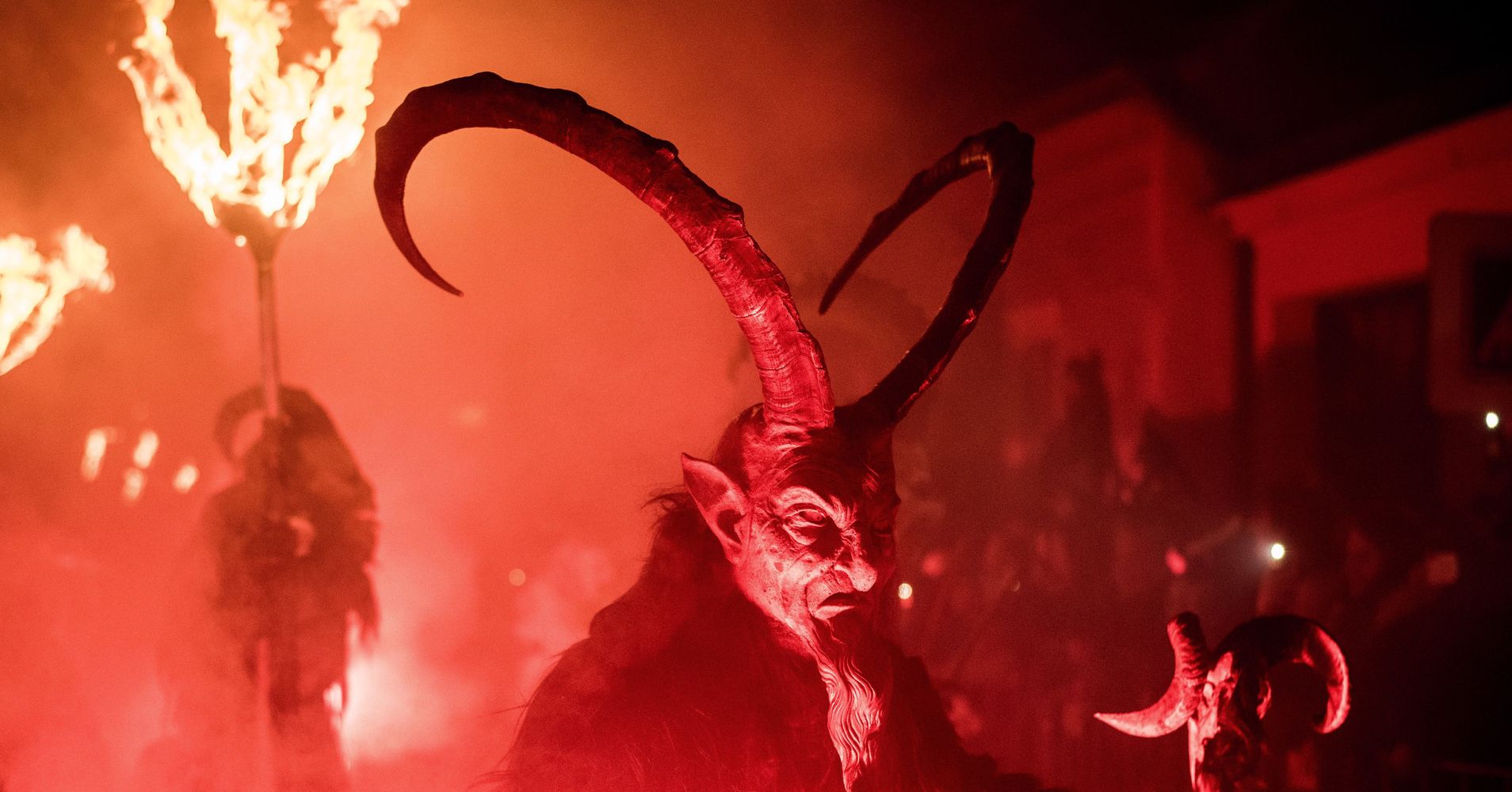 Terrifying Krampus Celebrations Spread Christmas Fear Huffpost 1738