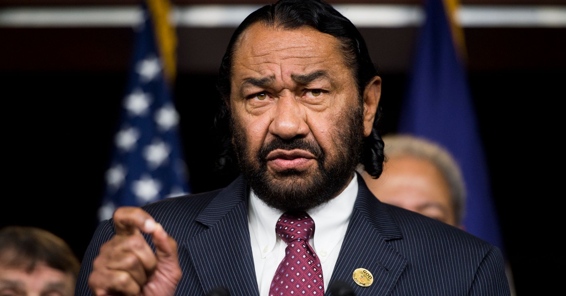 black-congressman-who-wants-to-impeach-trump-now-receiving-lynching