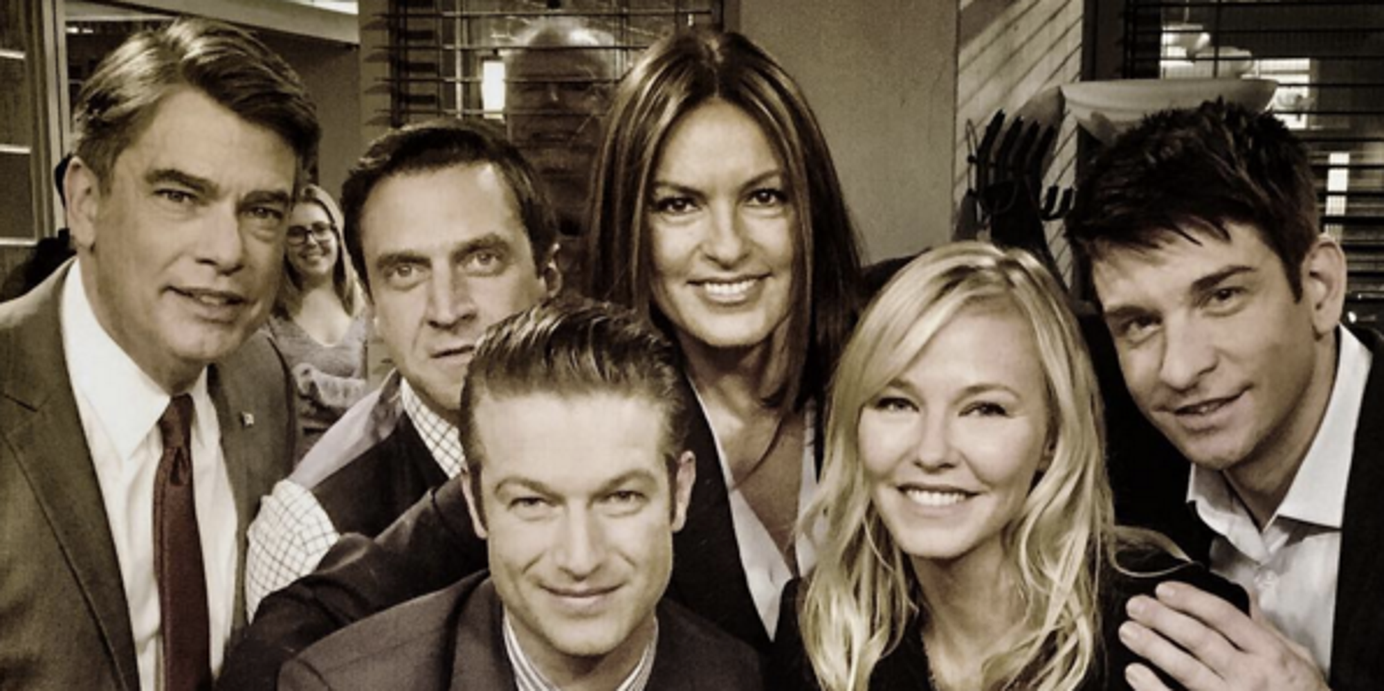 Law order svu season returning 'Law & Order: SVU' Picked Up For 18th Season | The Huffington Post