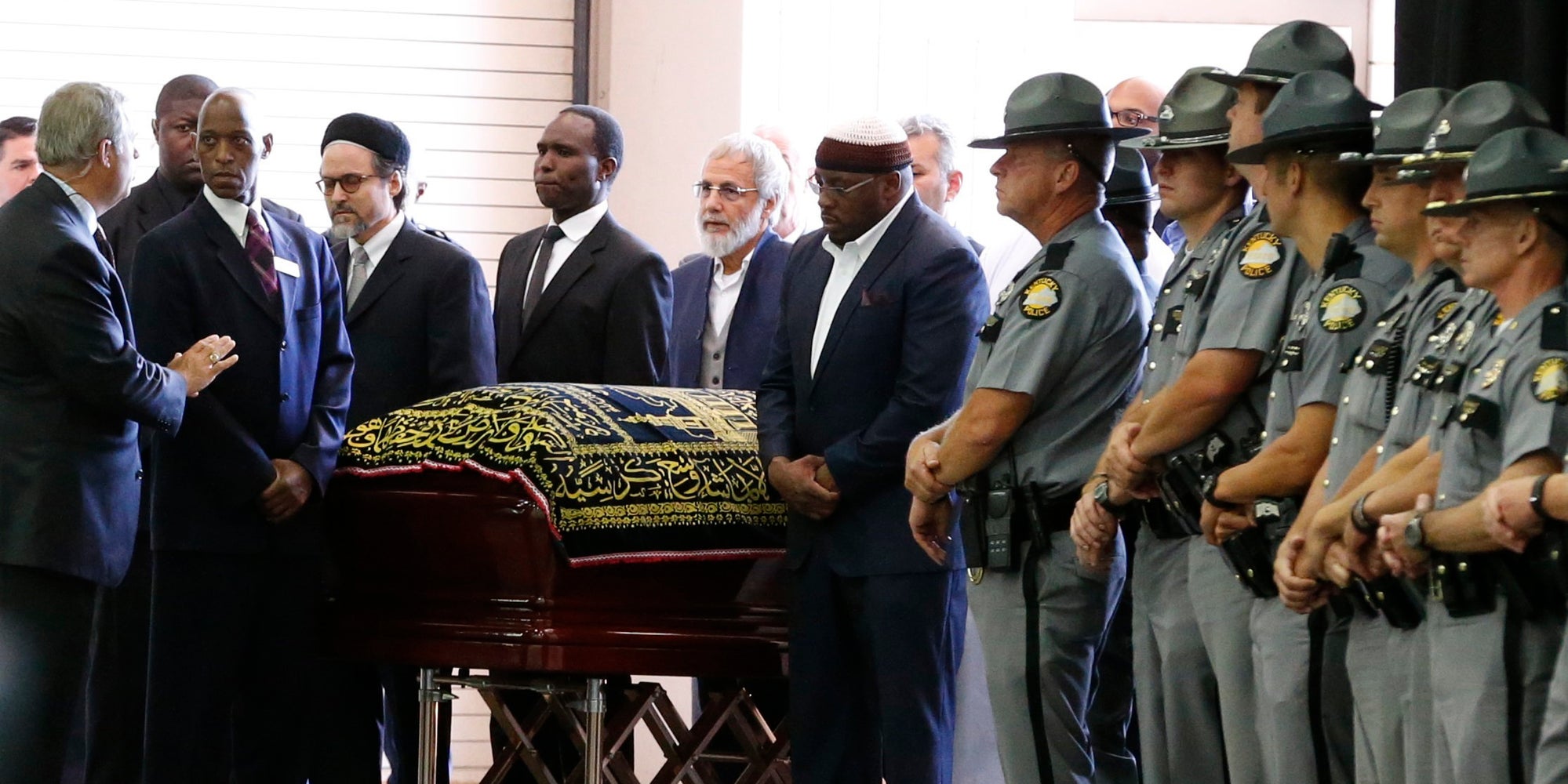 Muslim Funeral For Muhammad Ali Draws Thousands | The Huffington Post