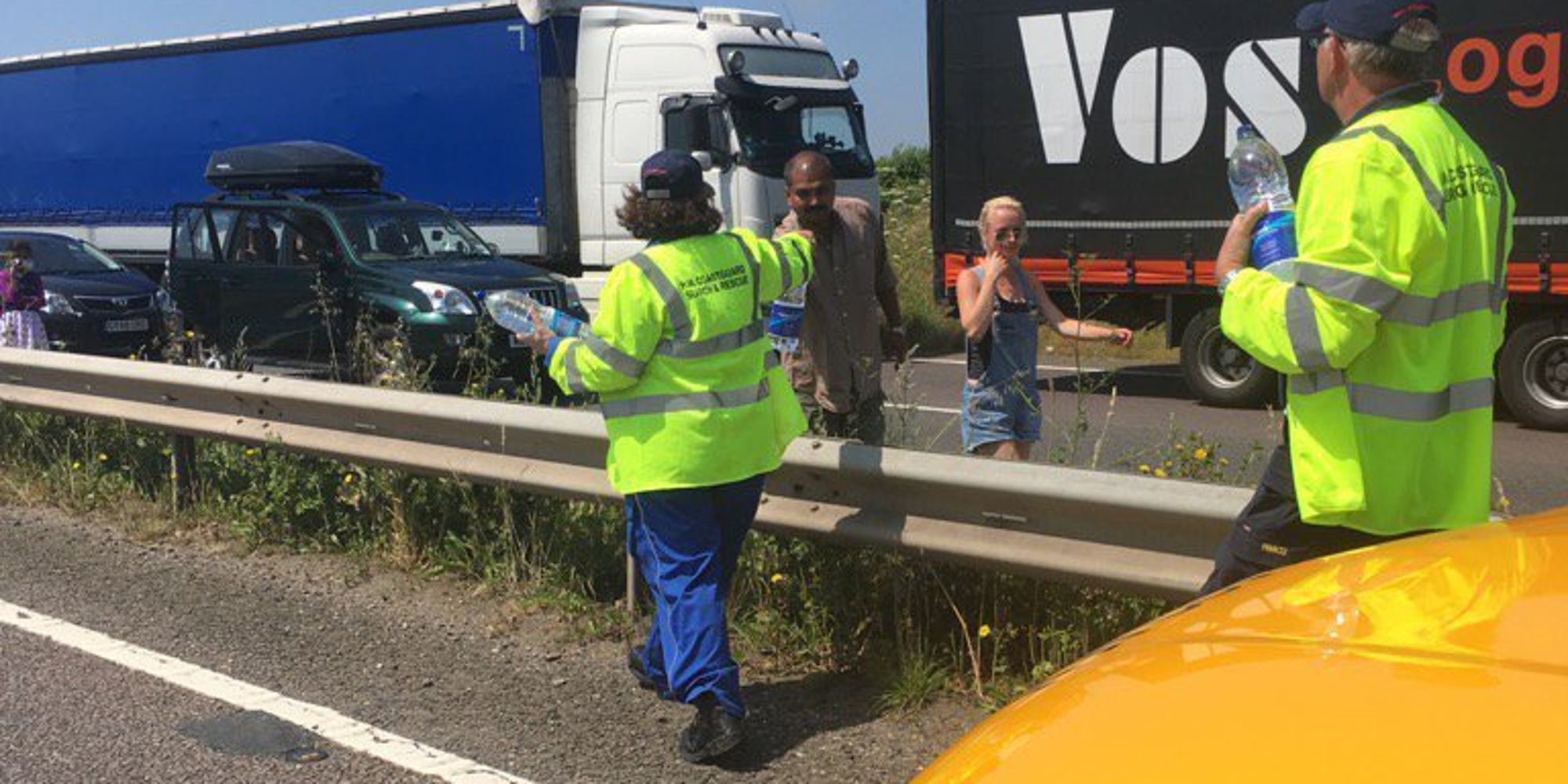 Dover Travel Chaos Sees Motorists Stranded In Sweltering Heat, Police Hand Out Water