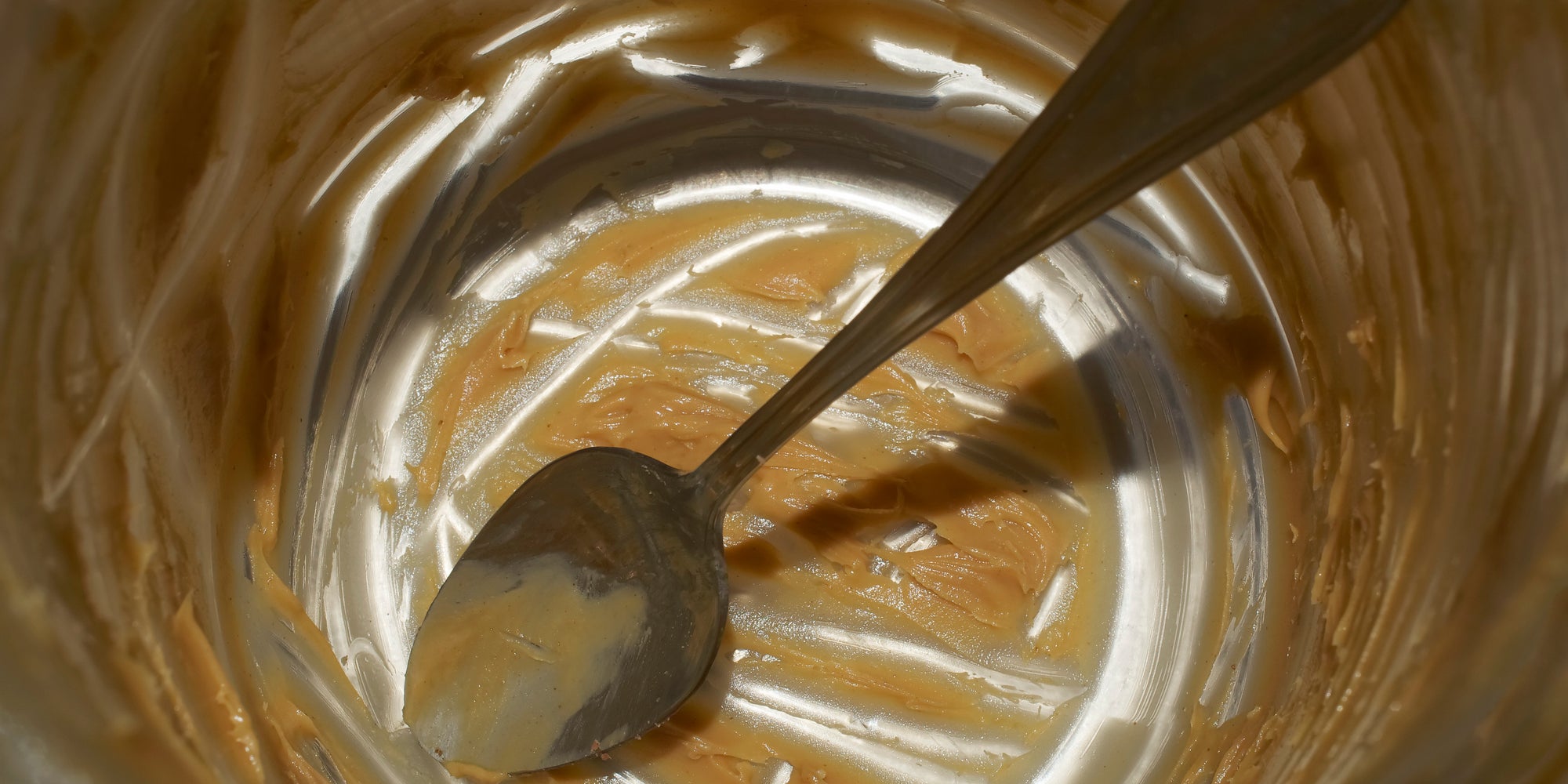 5 Genius Ways To Get The Last Bits Of Peanut Butter Out Of The Jar
