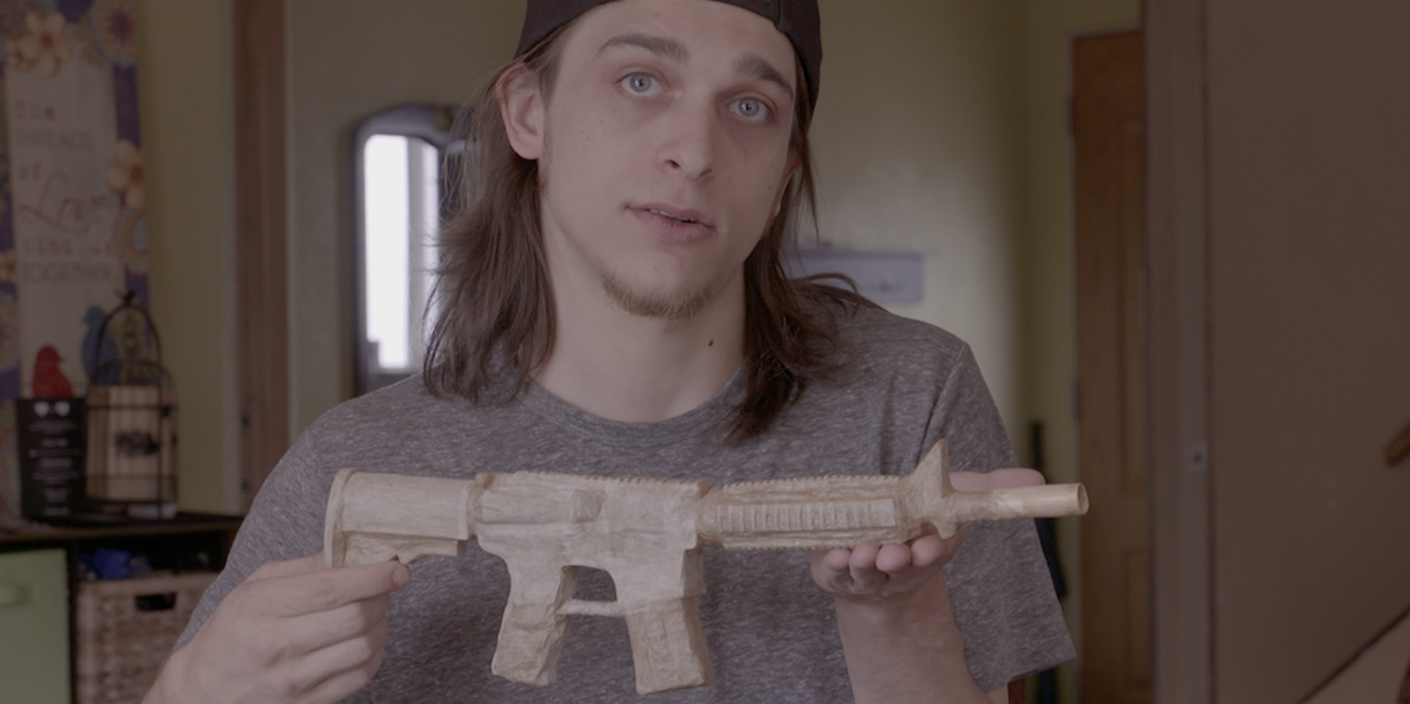 Professional Joint Roller Earns Up To 7,000 For His Creations The