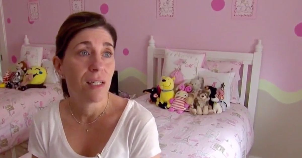 Mum Discovered Strangers Had Been Watching Her Twin Daughters Bedroom On The Internet
