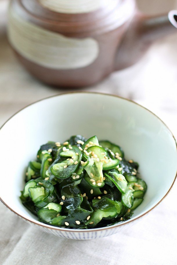 <strong>Get the&nbsp;<a href="http://www.dangthatsdelicious.com/2014/10/12/sunomono/" target="_blank">Sunomono (Cucumber Salad) recipe</a> from Dang That's Delicious<br /><br /></strong>This recipe uses dried wakame seaweed.