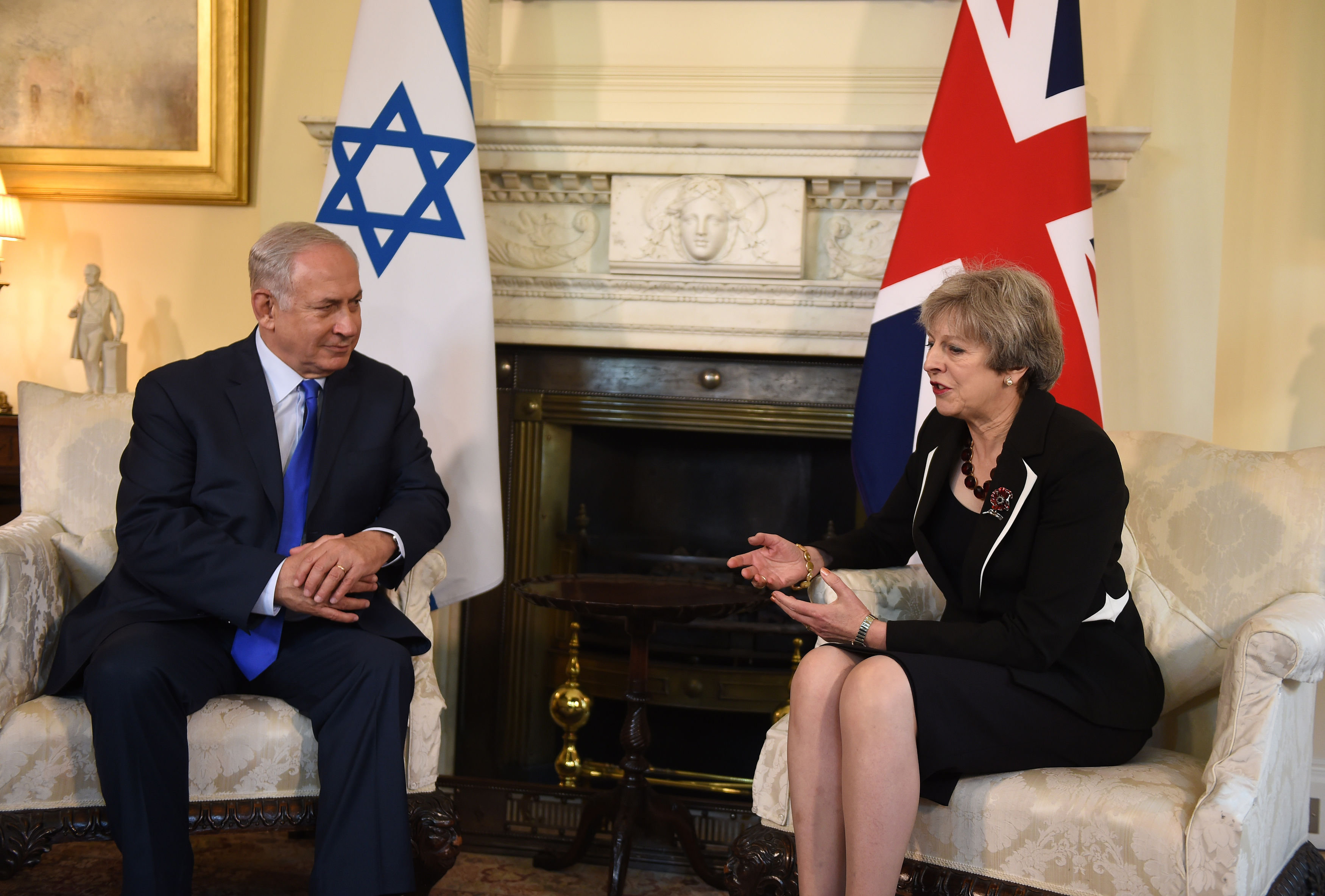 Theresa May&nbsp;meet with&nbsp;Israeli Prime Minister Benjamin Netanyah but was not aware he had met with Priti Patel&nbsp;in August.