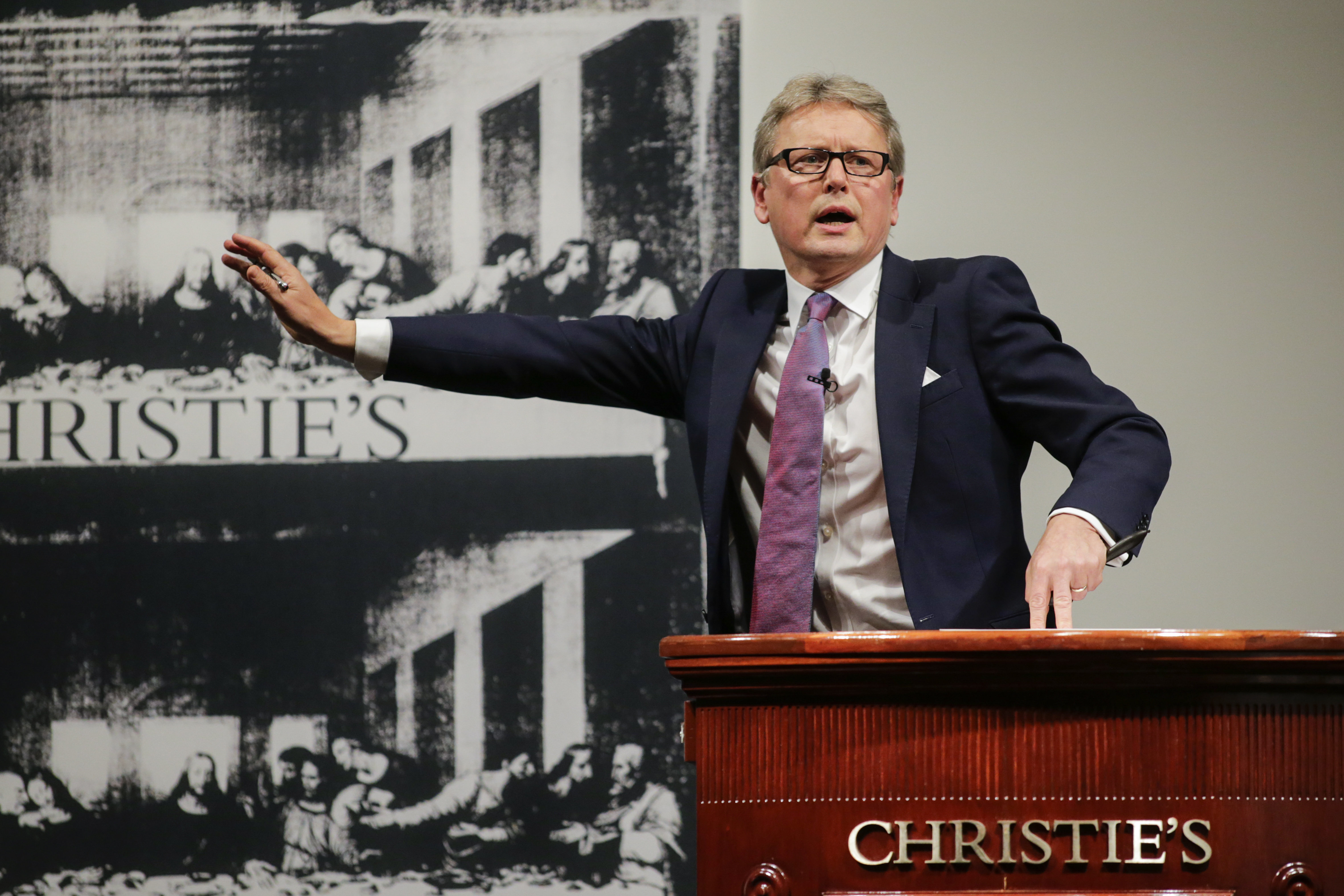<strong>Jussi Pylkk&auml;nen, Global President of Christie&rsquo;s, had the honour of conducting the sale.</strong>