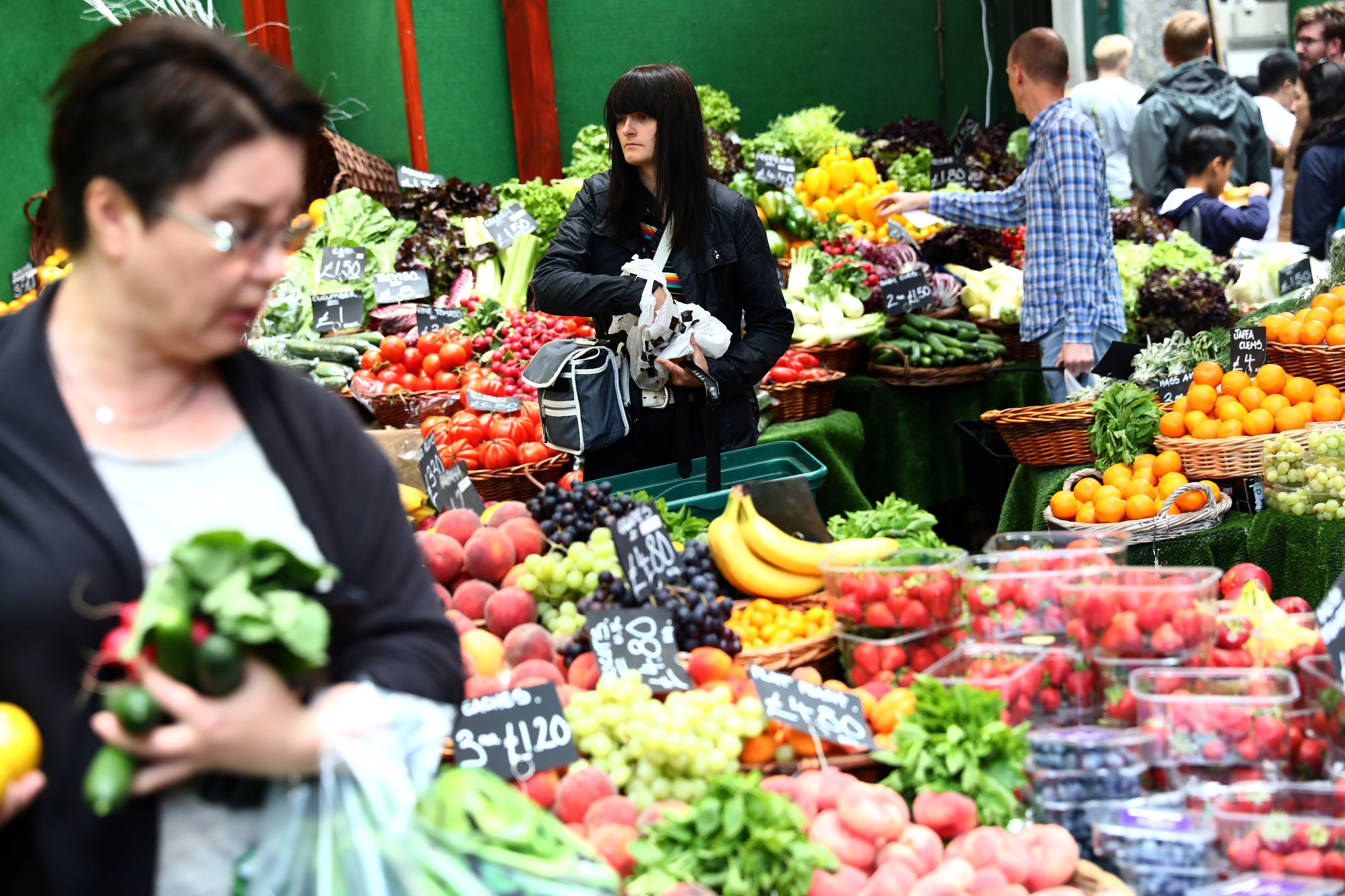 <strong>Brexit-related food price rises could make five-a-day fruit and vegetable eating targets unaffordable</strong>