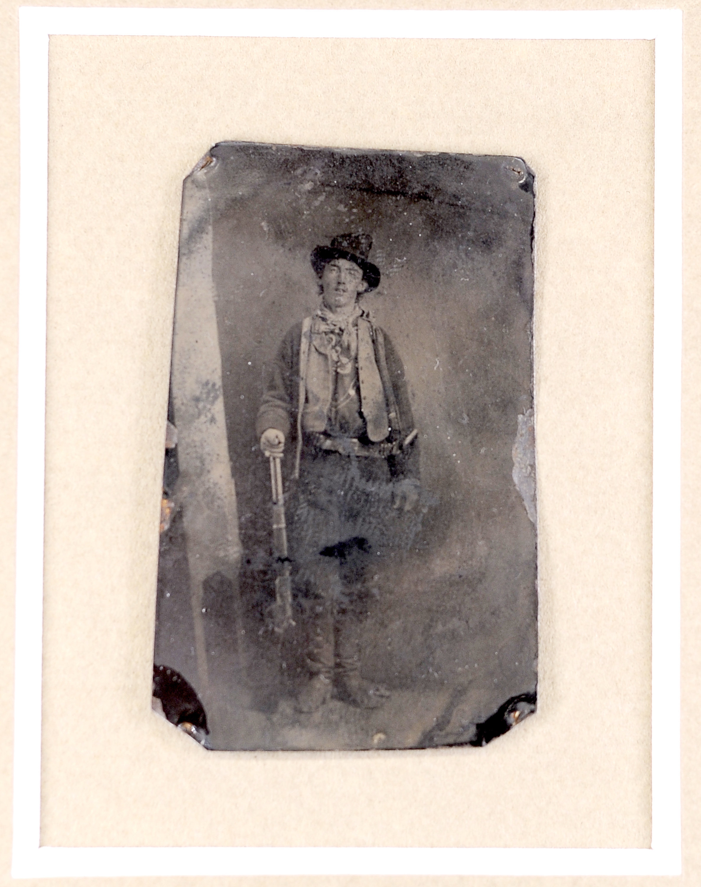 <strong>In 2011&nbsp;this picture of Billy the Kid was auctioned for $2.3million&nbsp;</strong>