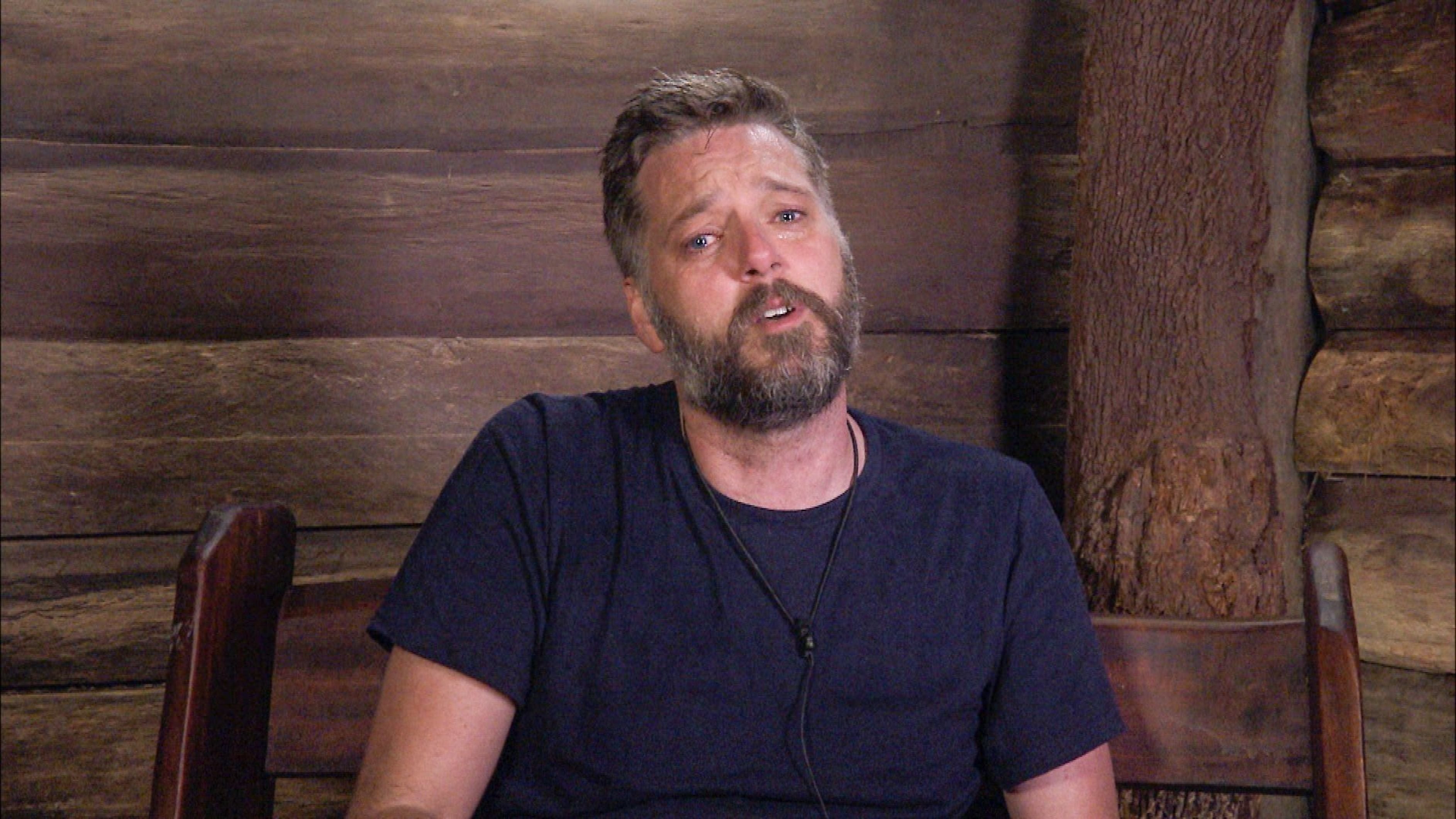 <strong>Iain Lee</strong>