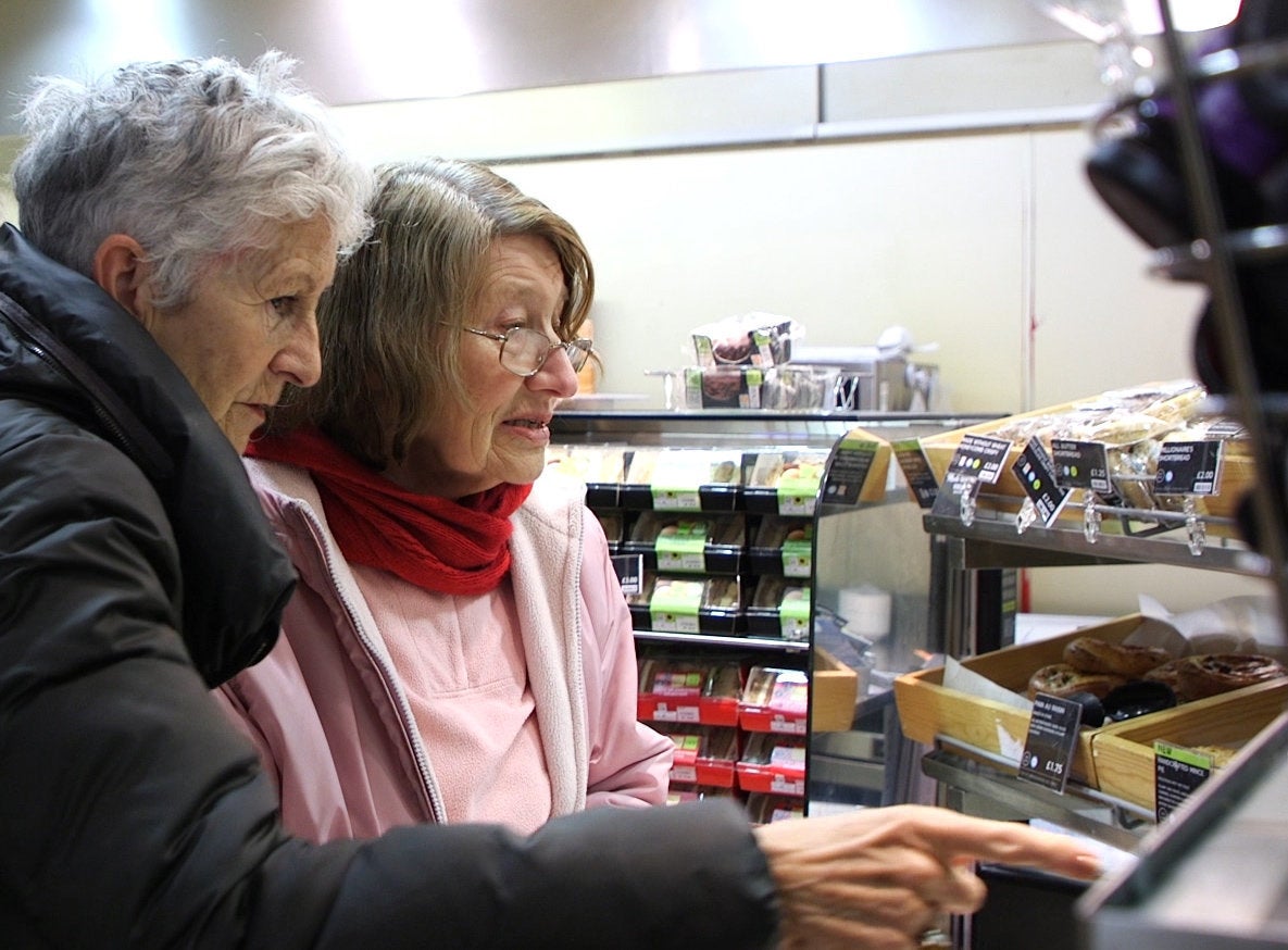 Eilish (left) and Rosemary (right).