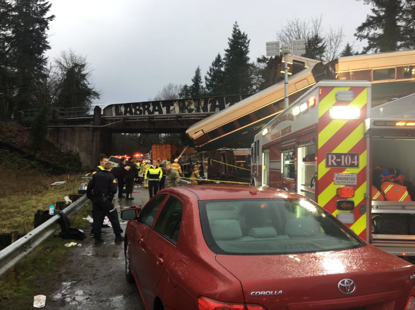 <strong>Seventy seven people have been taken to hospital after the derailment and multiple deaths have been reported</strong>