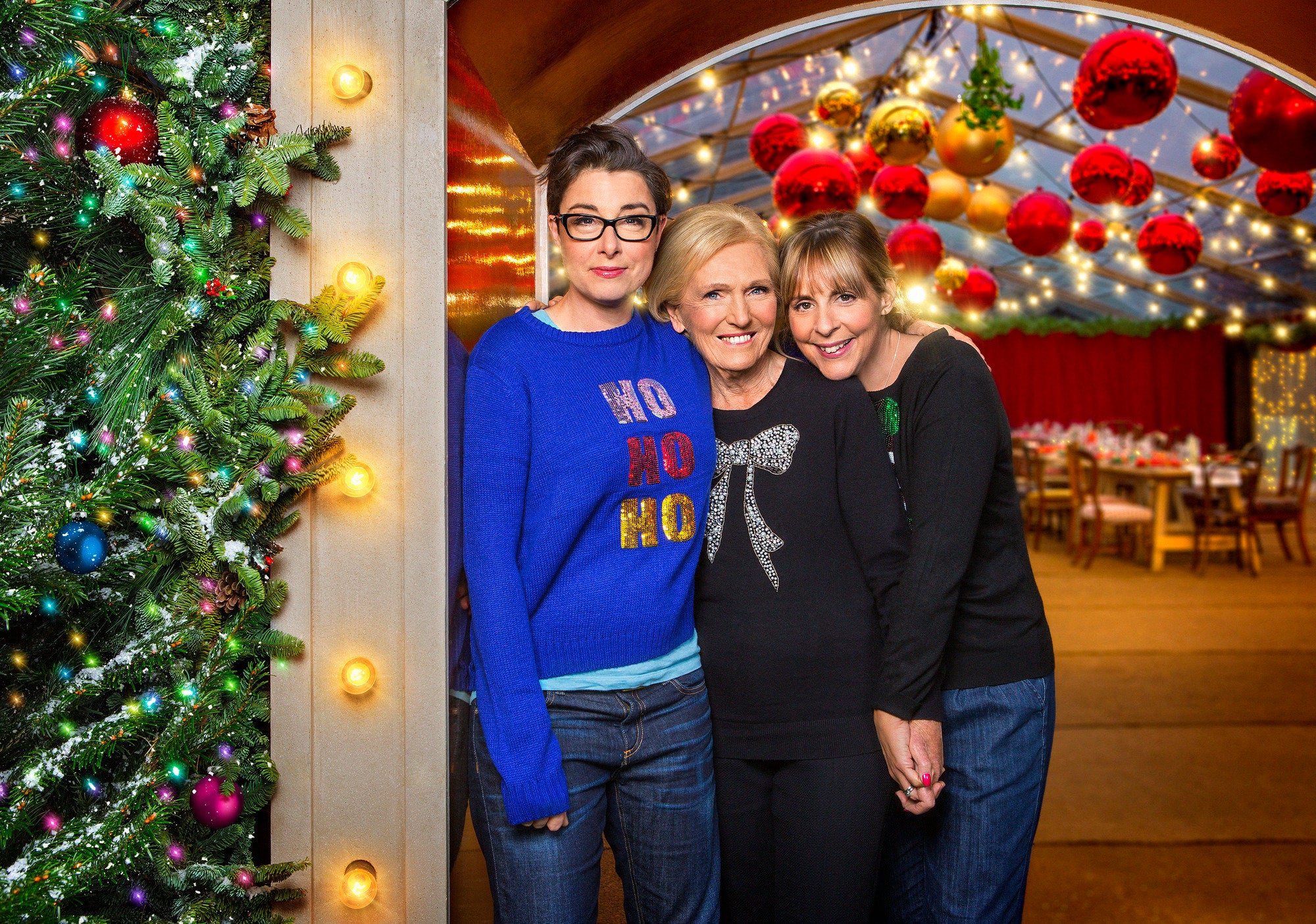 <strong>Sue Perkins, Mary Berry and Mel Giedroyc reunited on 'Big Christmas Thank You'</strong>