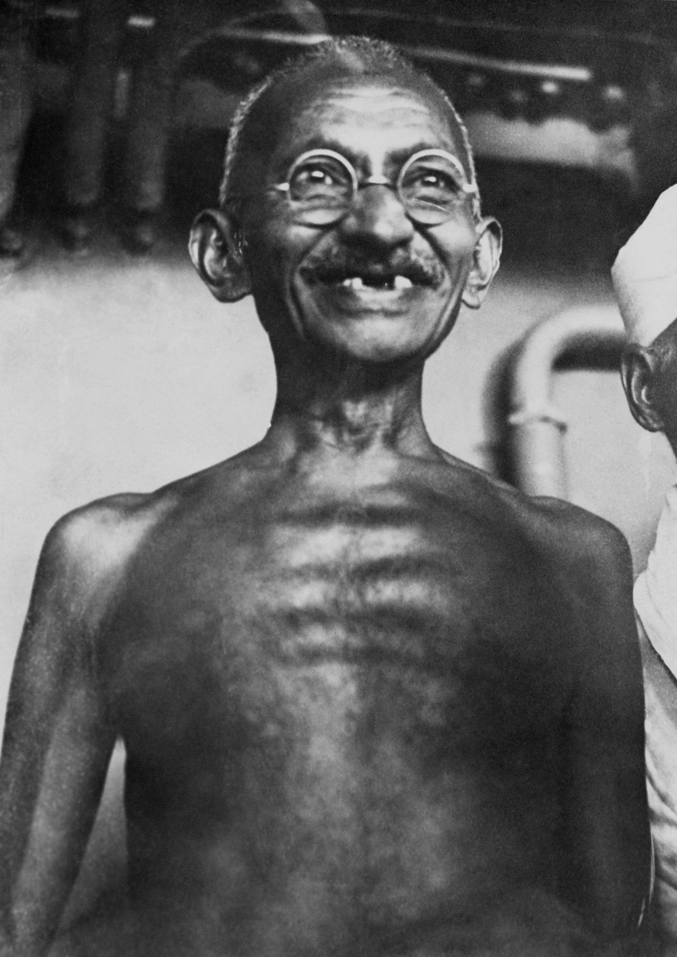 <strong>Gandhi on board the boat that brought him from India to England in 1931</strong>