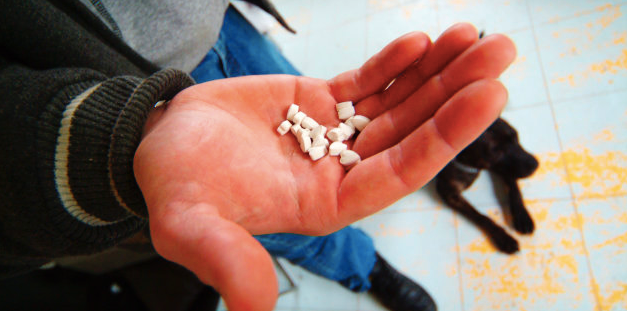 Un dealer arrêté grâce à ses empreintes... sur une photo WhatsApp.