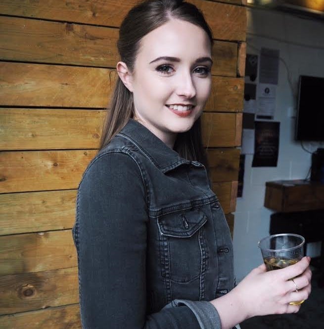 Hannah, 27.