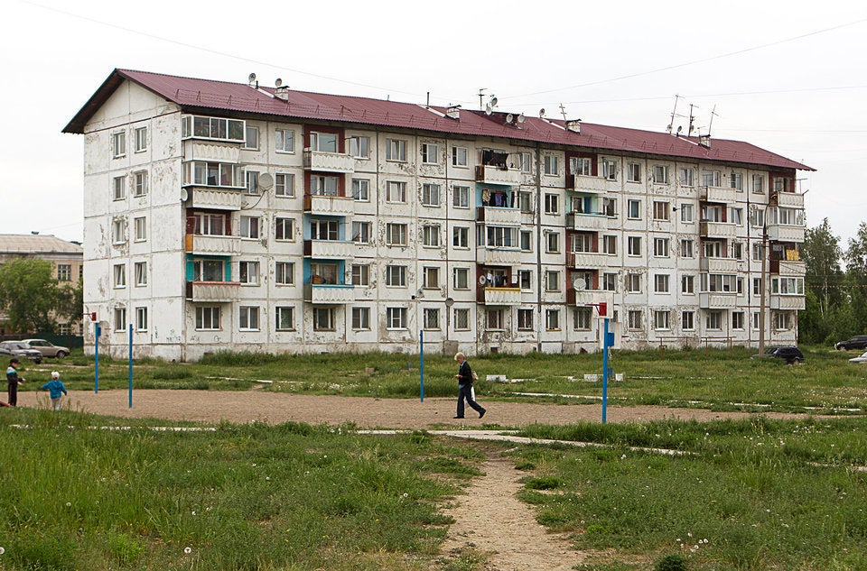 An apartment block in Meget.