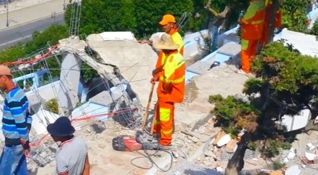 La destruction du café Hafa, le 4 aout 2018 à Tanger.