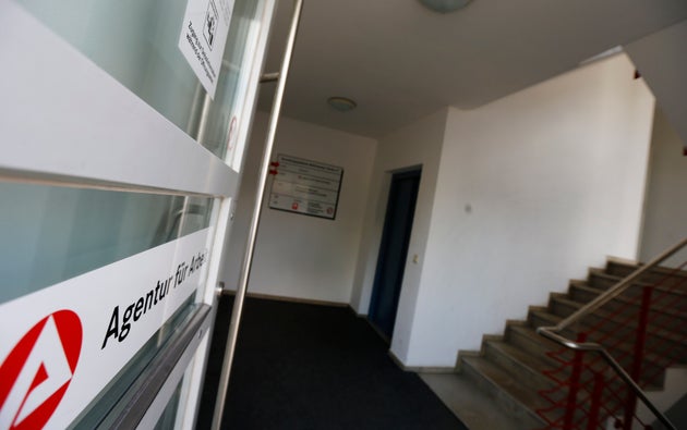 Hartz-IV-Empfänger klagen über das Amt.