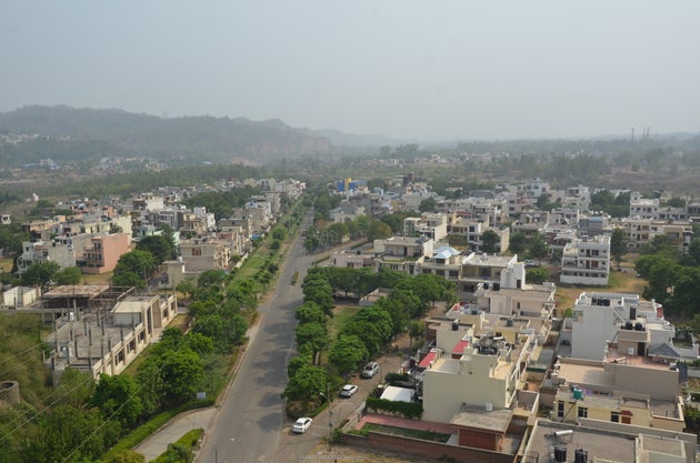 The sprawling 118 acre Amravati Enclave situated on the foothills of Himalayas, on the Kalka-Shimla national highway, has over 800 plots and 400 apartments.