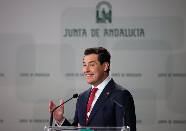 El presidente andaluz, Juanma Moreno, en un acto en la Universidad de Cádiz, el pasado 11 de julio.