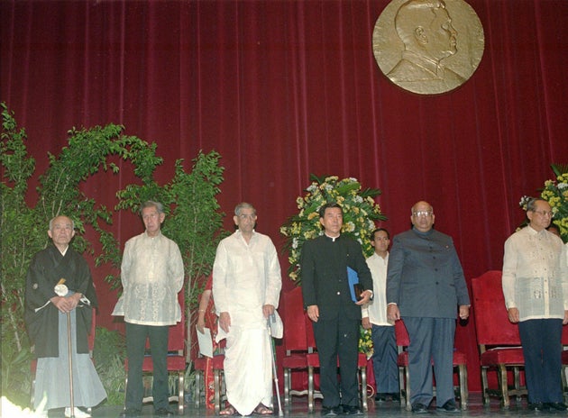 The 1996 Ramon Magsaysay Awardees (left to right) — Rev. Toshihiro Takami of Japan, Nick Joaquin of the Philippines, Rev. Pandurang Shastri Athavale of India, Fr. John Oh Woong-jin of South Korea and Tirunellai Narayanaiyer Seshan of India.